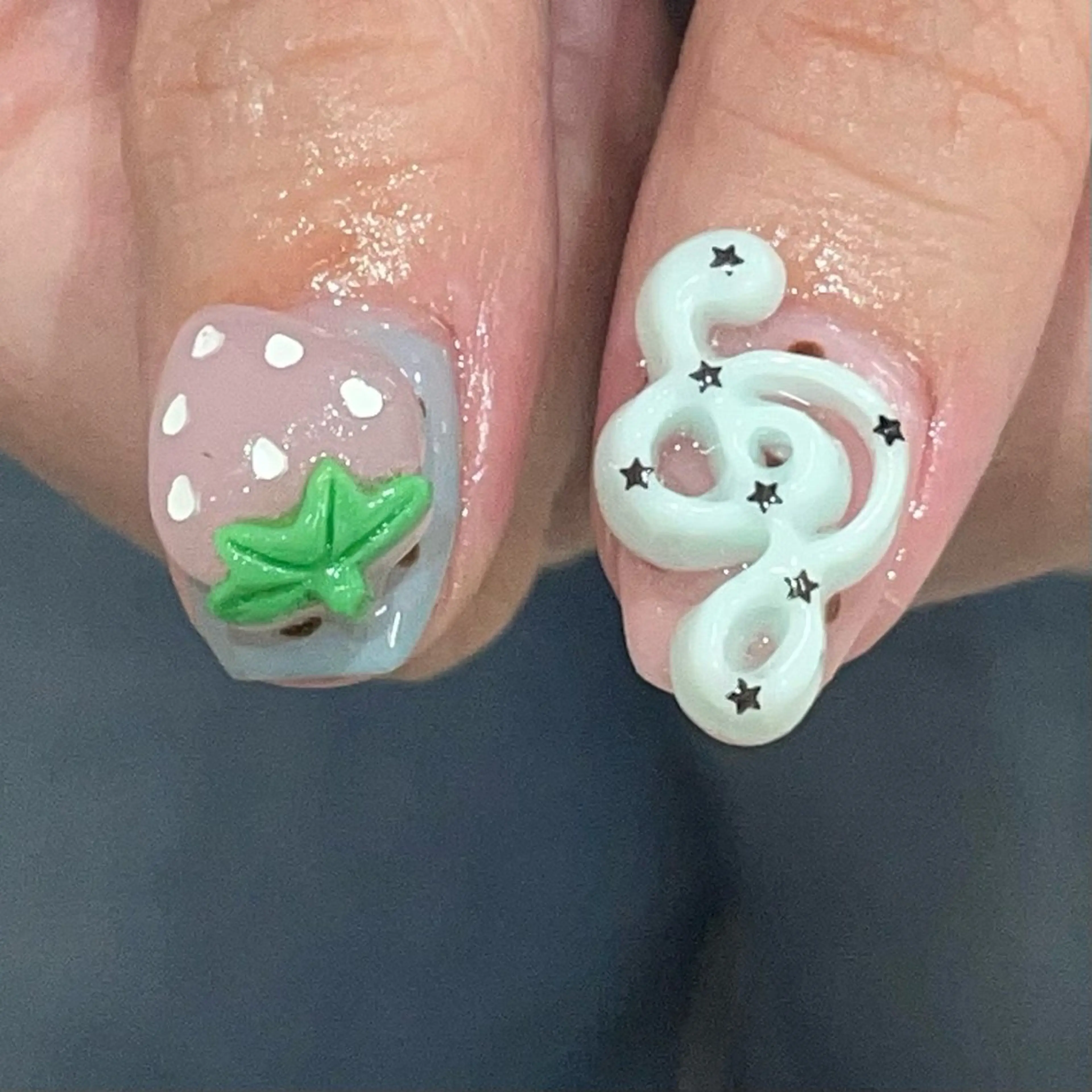 ネイル ハンドネイル うの 韓国ﾈｲﾙ໒꒱⋆⭒˚のネイルデザイン