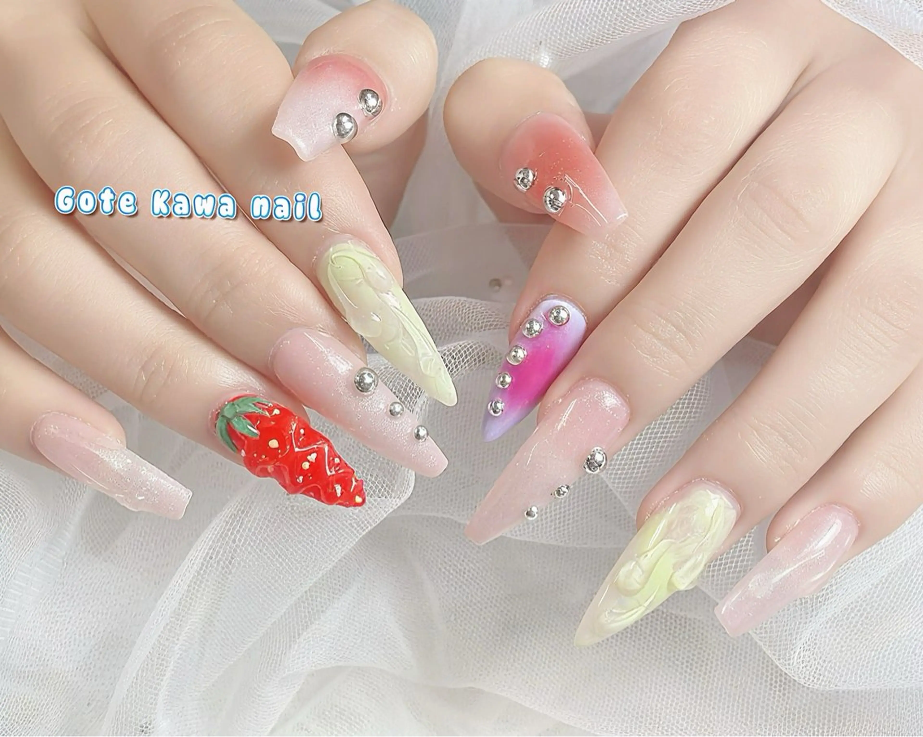 ネイル 春ネイル ハンドネイル ハンドケア Gote Kawa nail salonのネイルデザイン