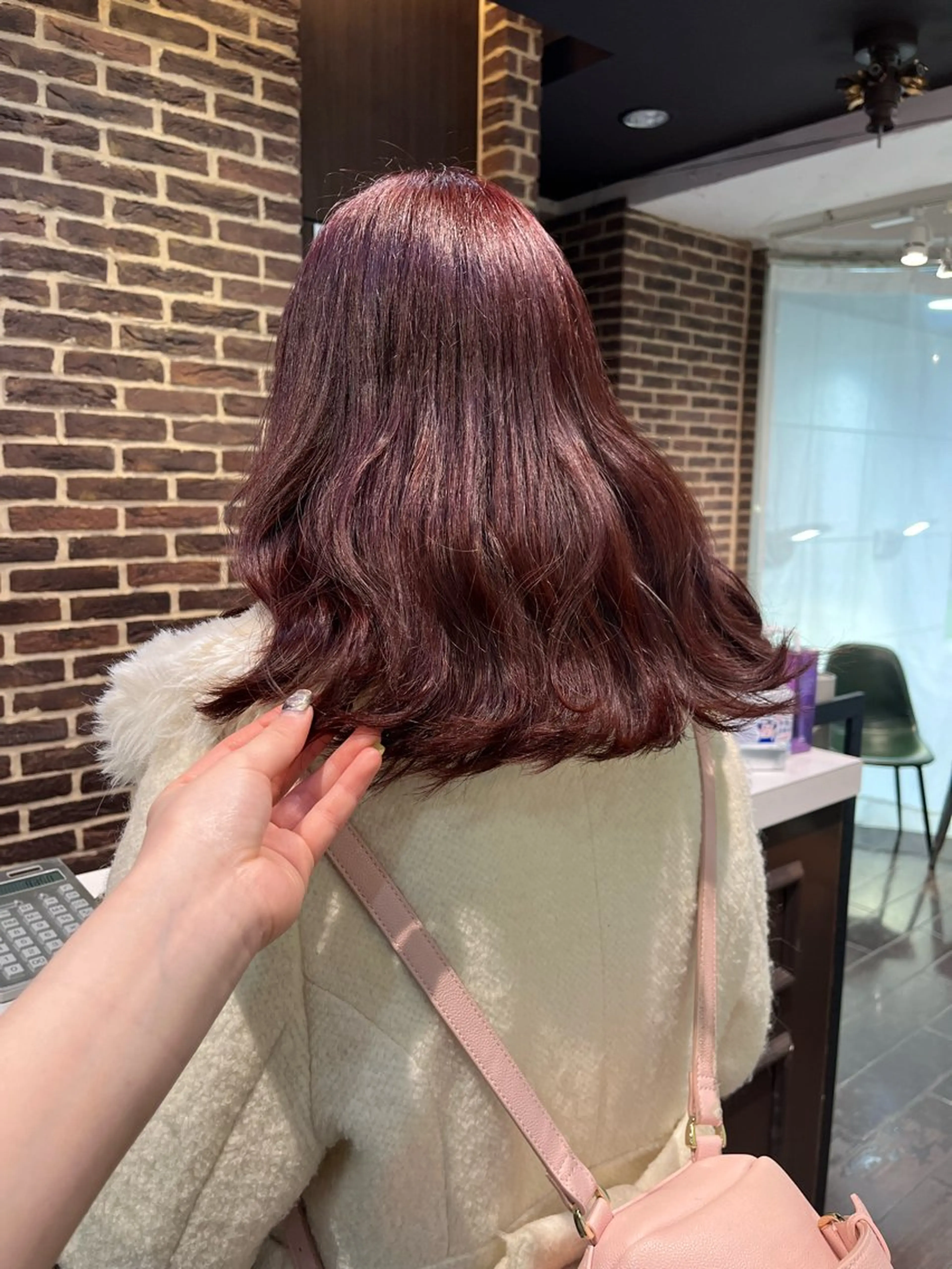 カラー ブリーチ ケアブリーチ デザインカラー ダブルカラー イヤリングカラー 酸性ストレート /ハイトーン/つばさのヘアスタイル