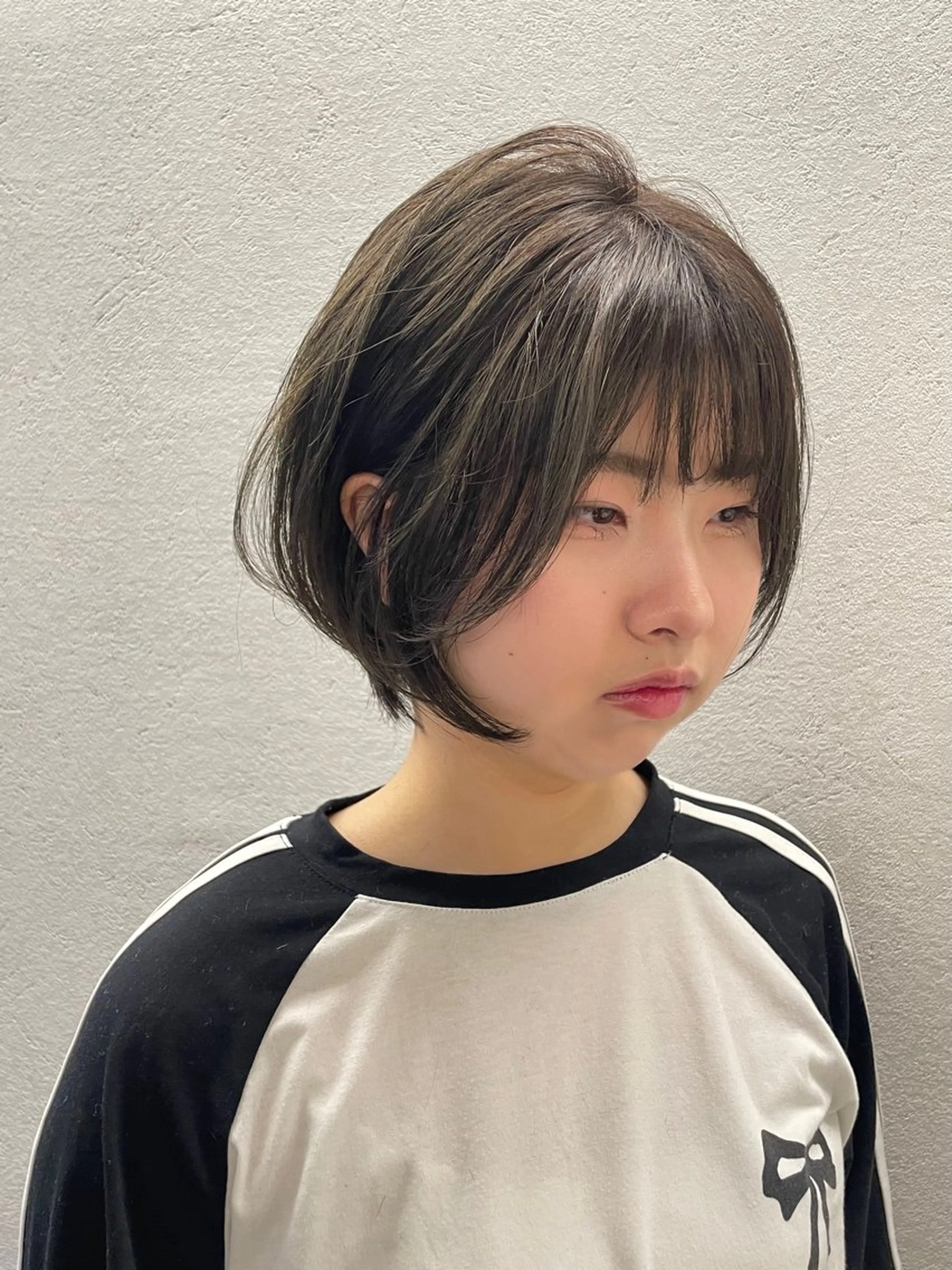 ショート 園田まい/レイヤーカ ット／透明感カラーのヘアスタイル