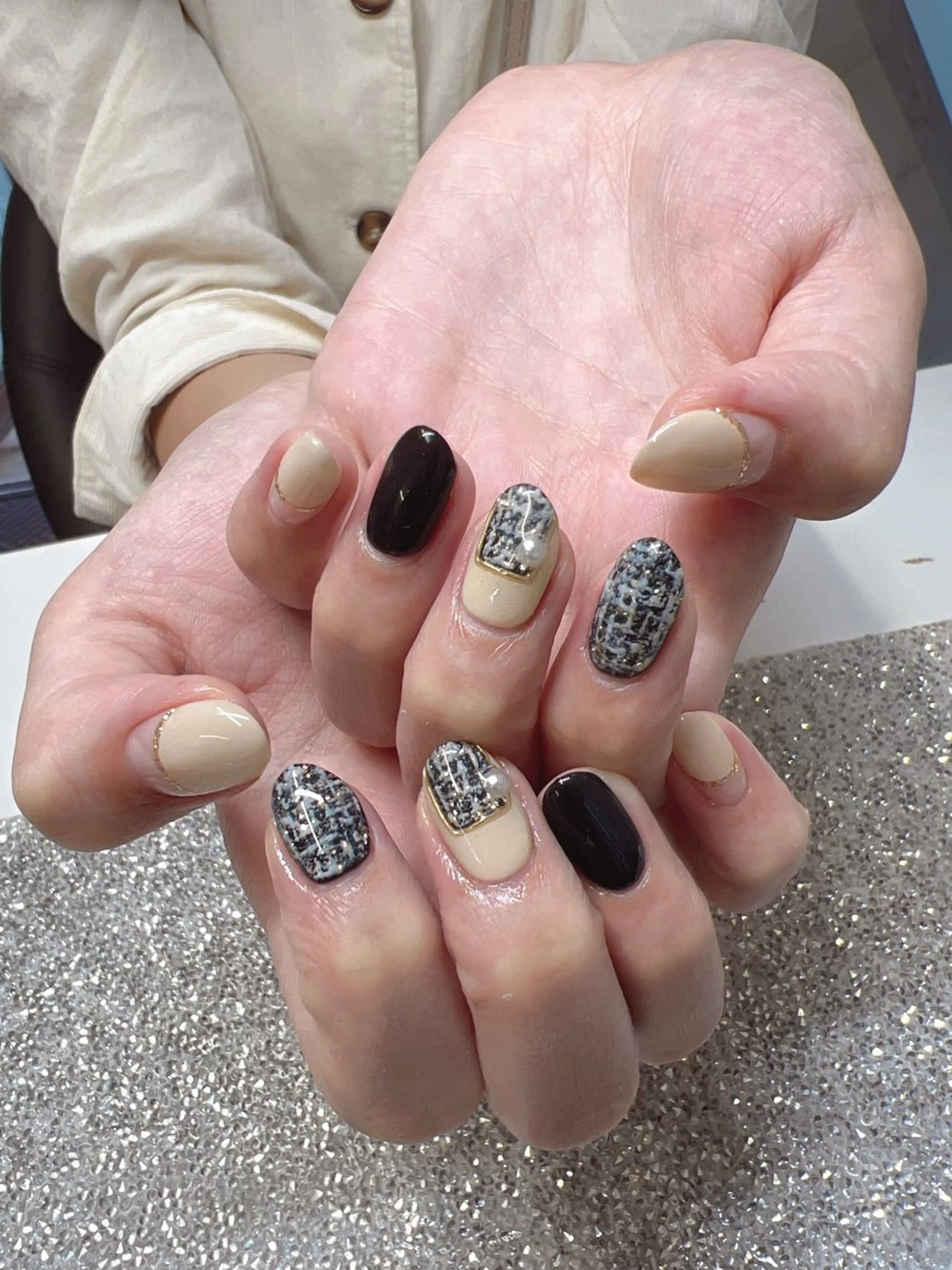 ネイル ガレンドウ 白澤 愛子のネイルデザイン