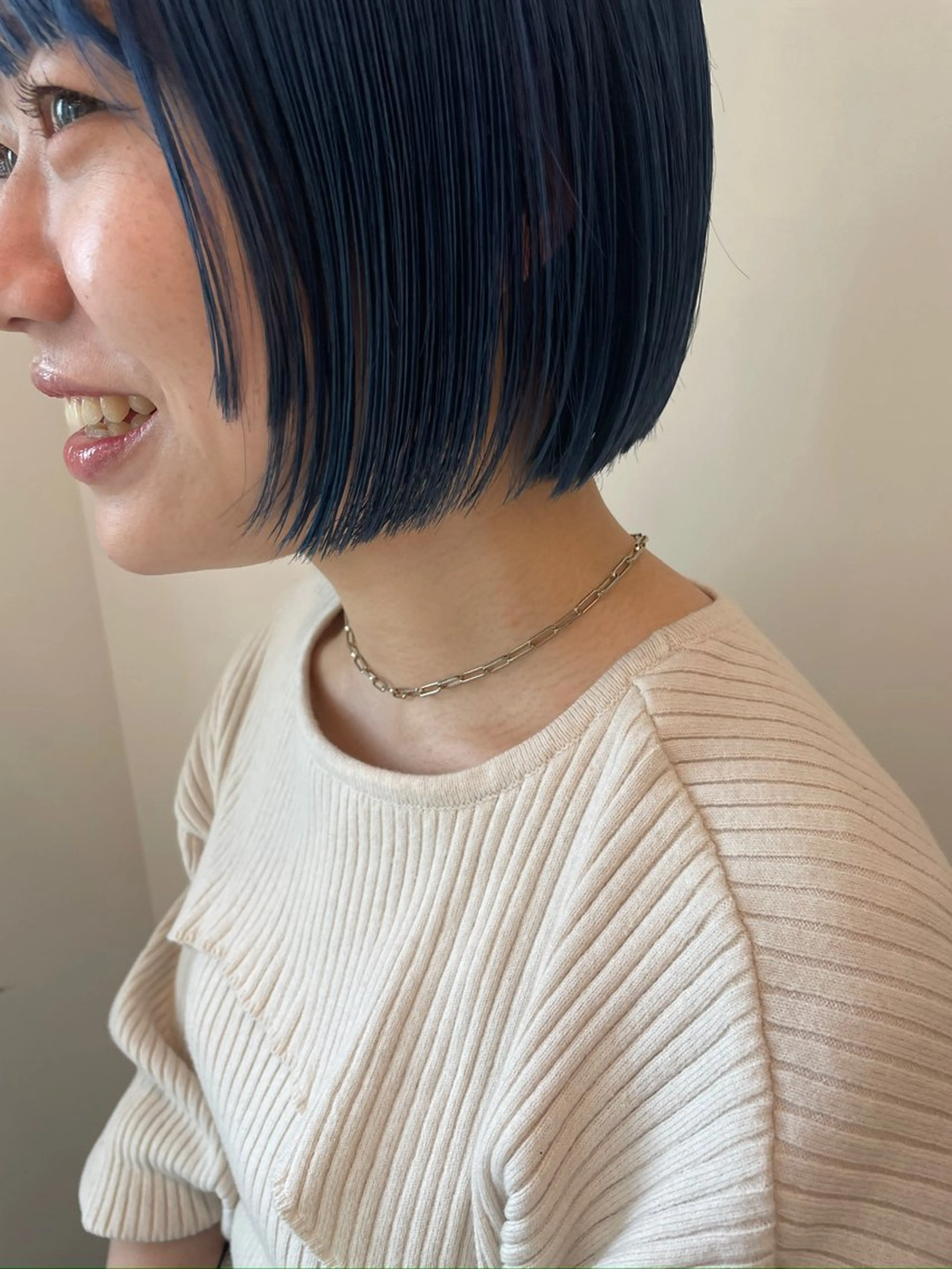 ショート カラー ブリーチ ブルーカラー ケアブリーチ 無料カットモデル募集 / 涼 乃のヘアスタイル