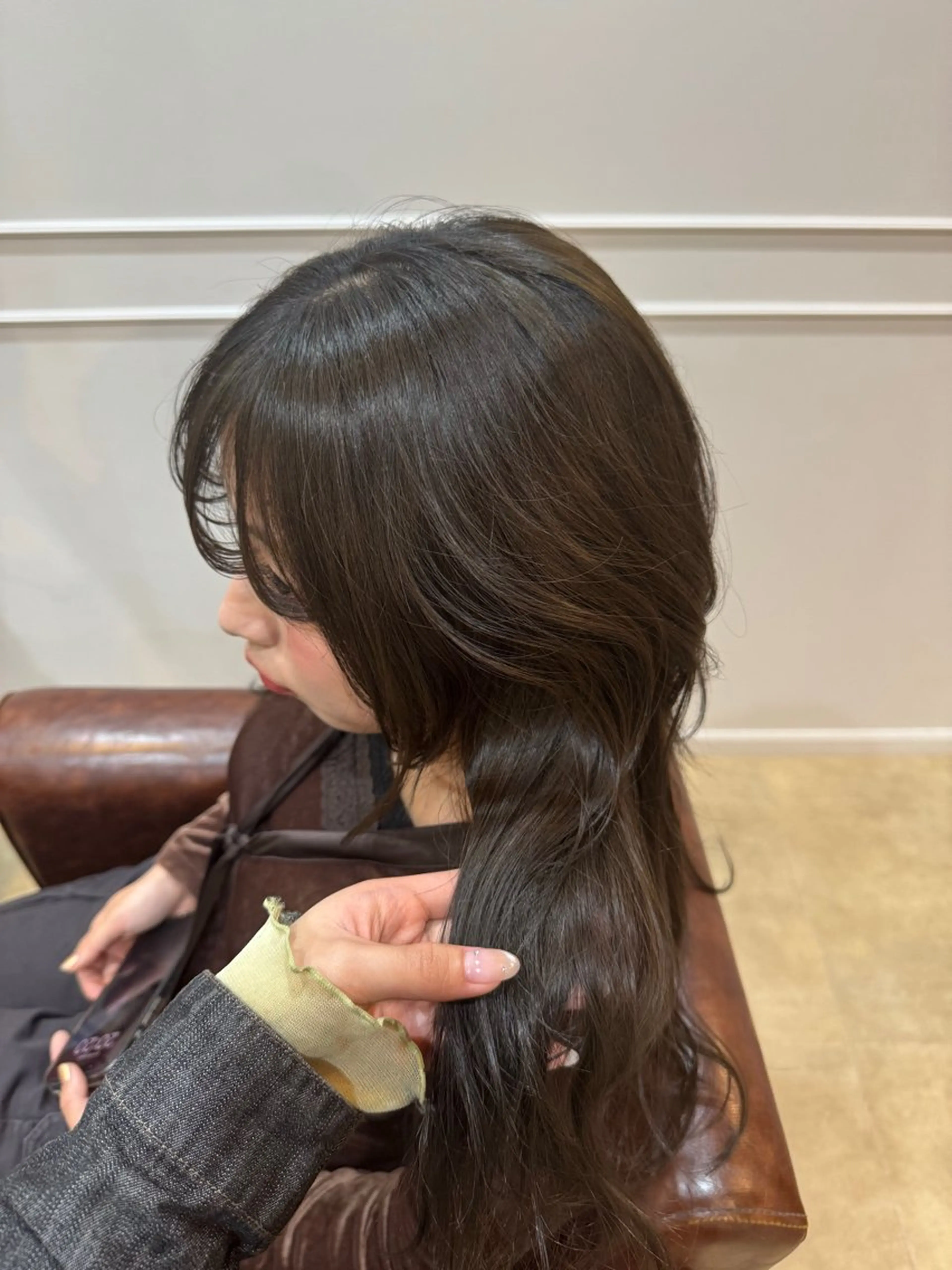 ロング カラー ヘアカラー トリートメント houda marinのヘアスタイル