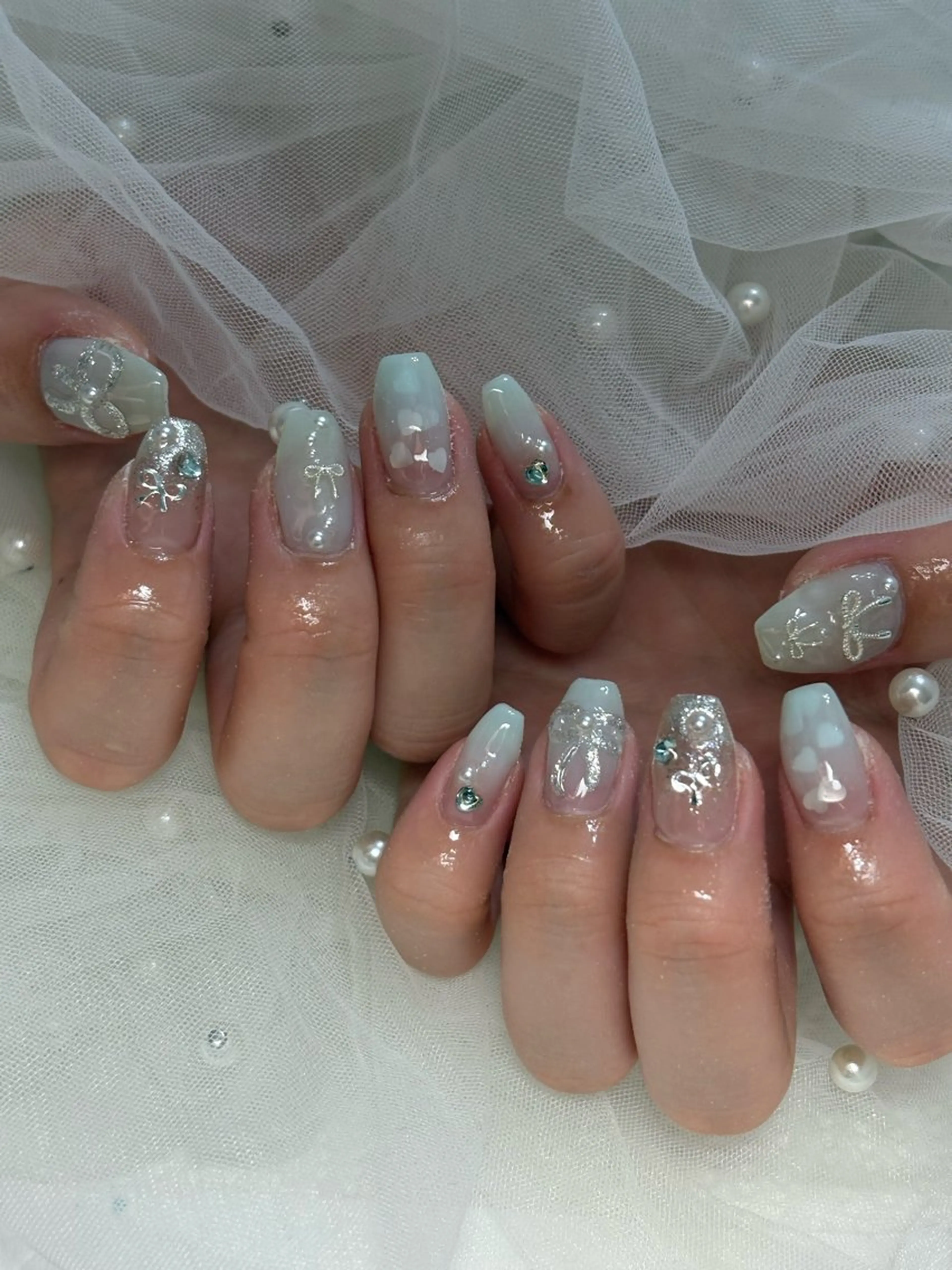 ネイル ハンドネイル フットネイル ✴︎ Delightのネイルデザイン