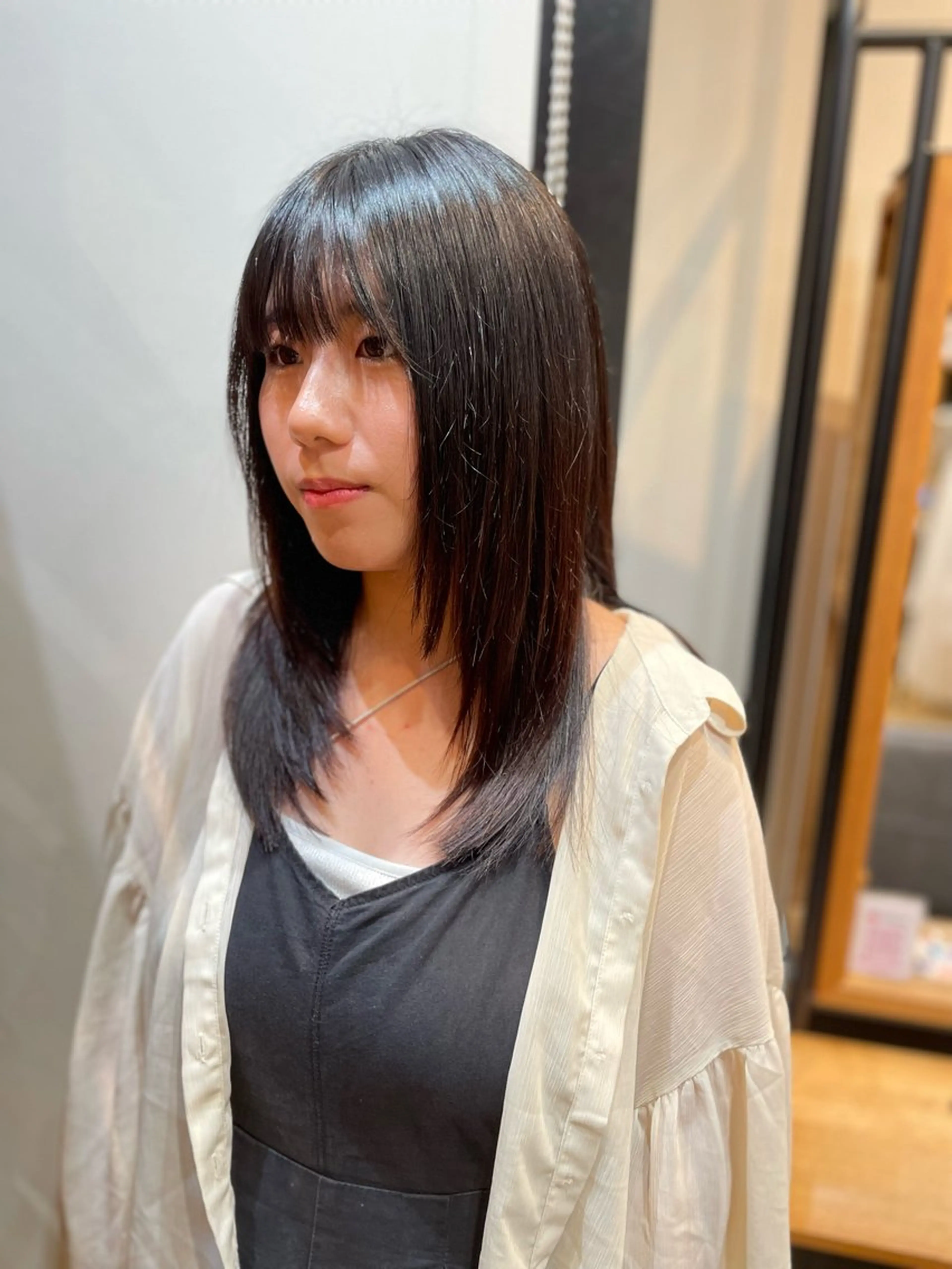 セミロング レイヤーカット カット トリートメント 望恵🌸 韓国🇰🇷スタイルのヘアスタイル