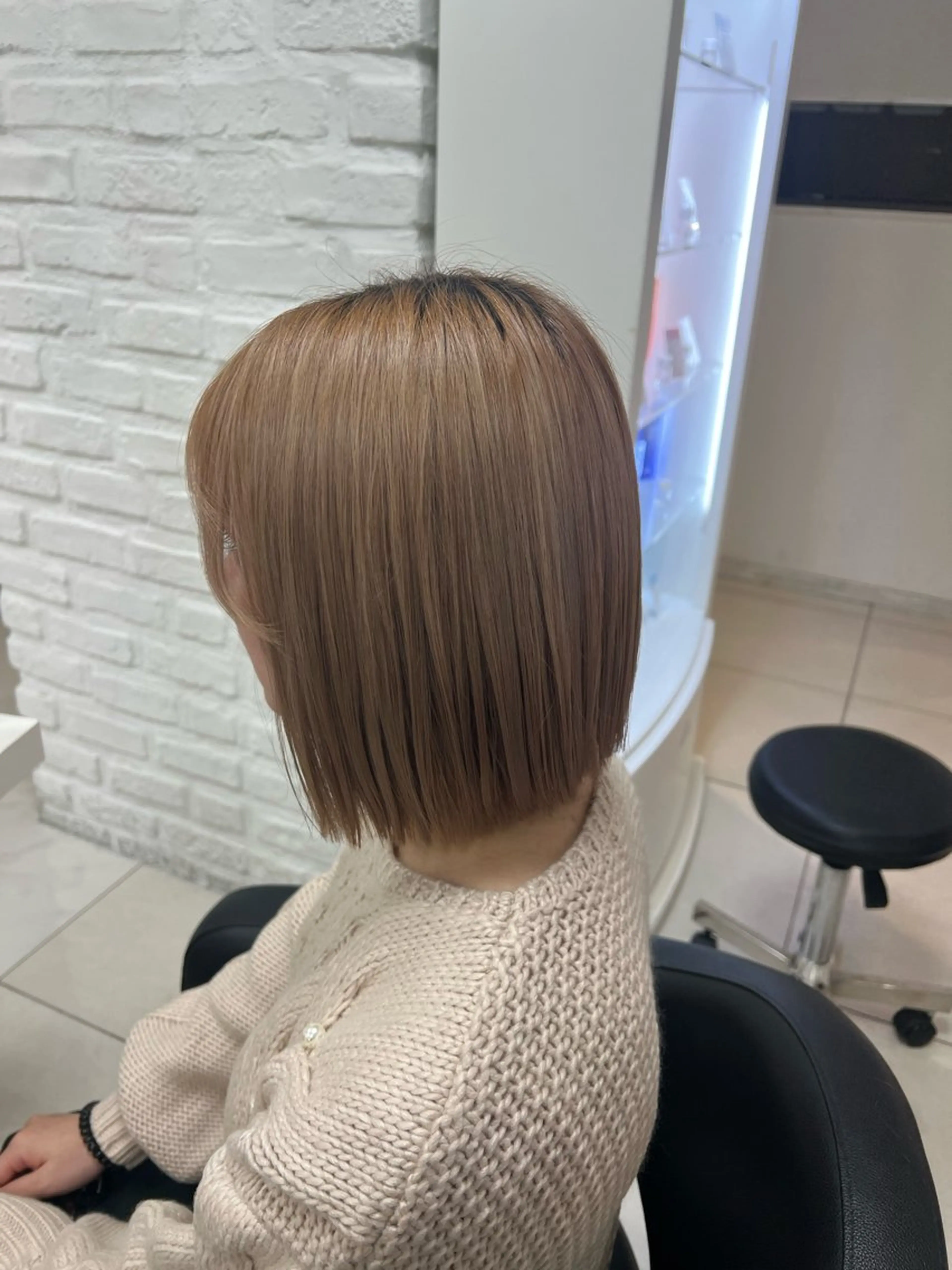 ミディアム 切りっぱなしボブ ボブ カット 【暖色カラー特化】 中山由梨のヘアスタイル