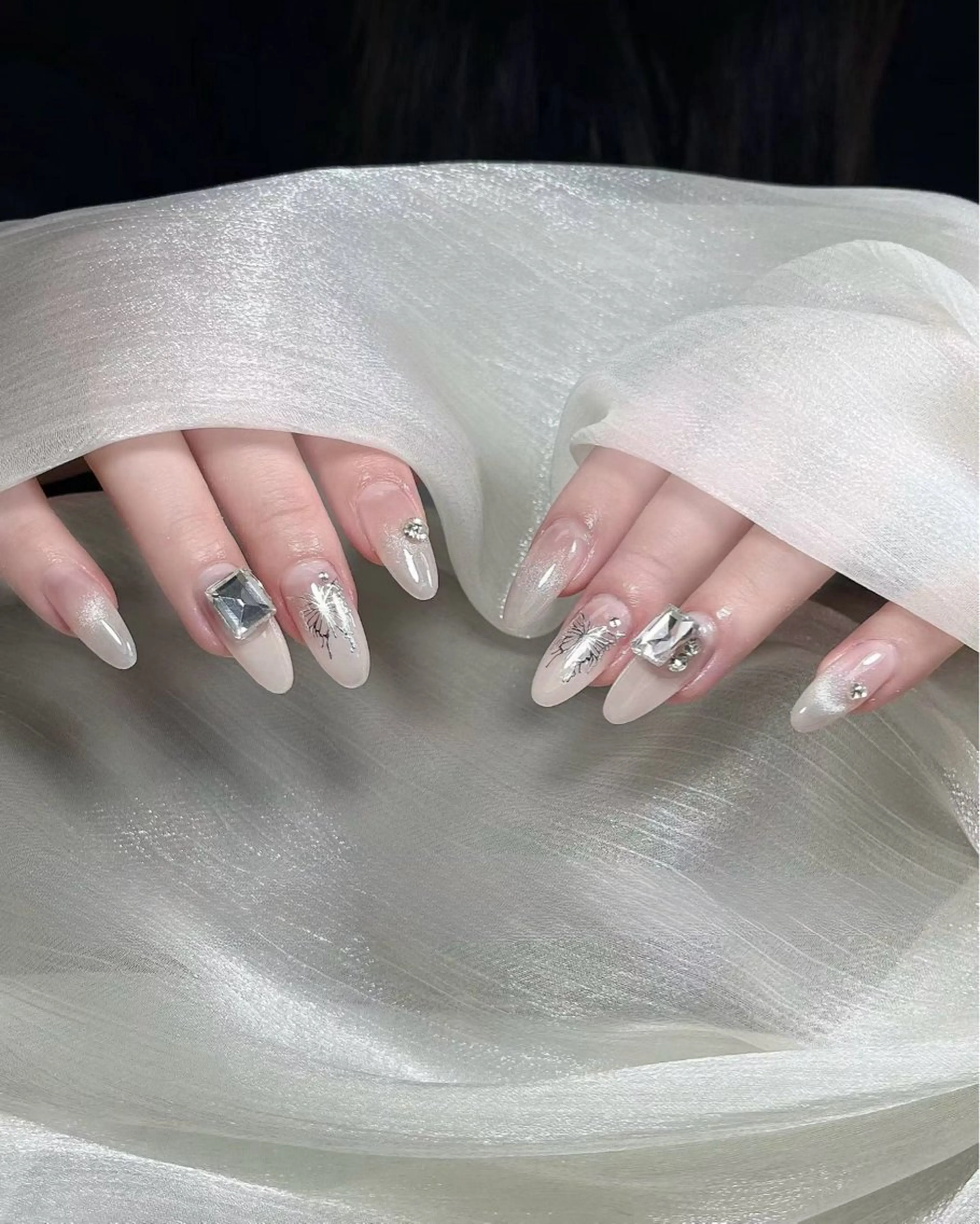 ネイル 持ち込み ハンドネイル YUAN Nailのネイルデザイン