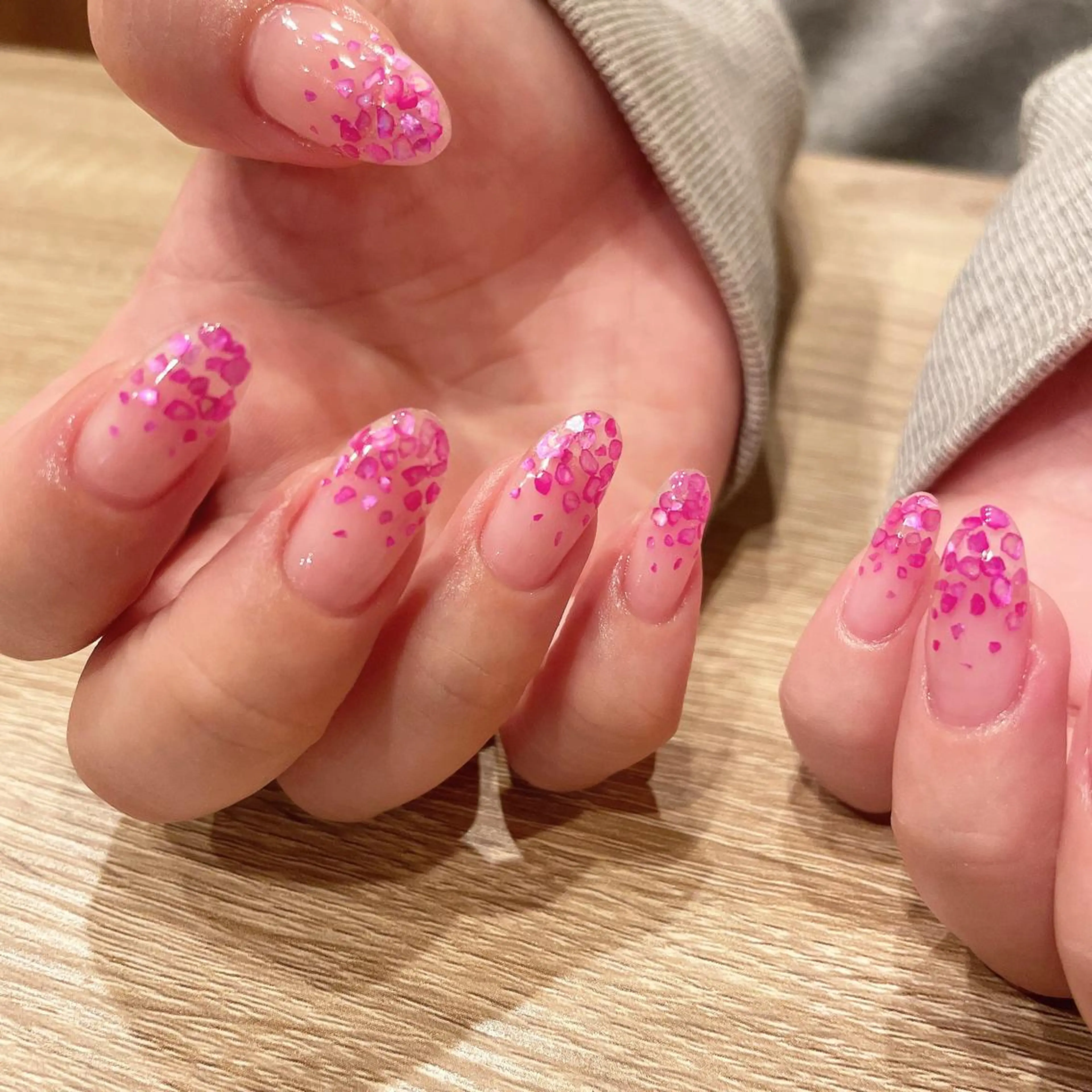 ネイル グラデーション liberté🫧 新小岩のネイルデザイン