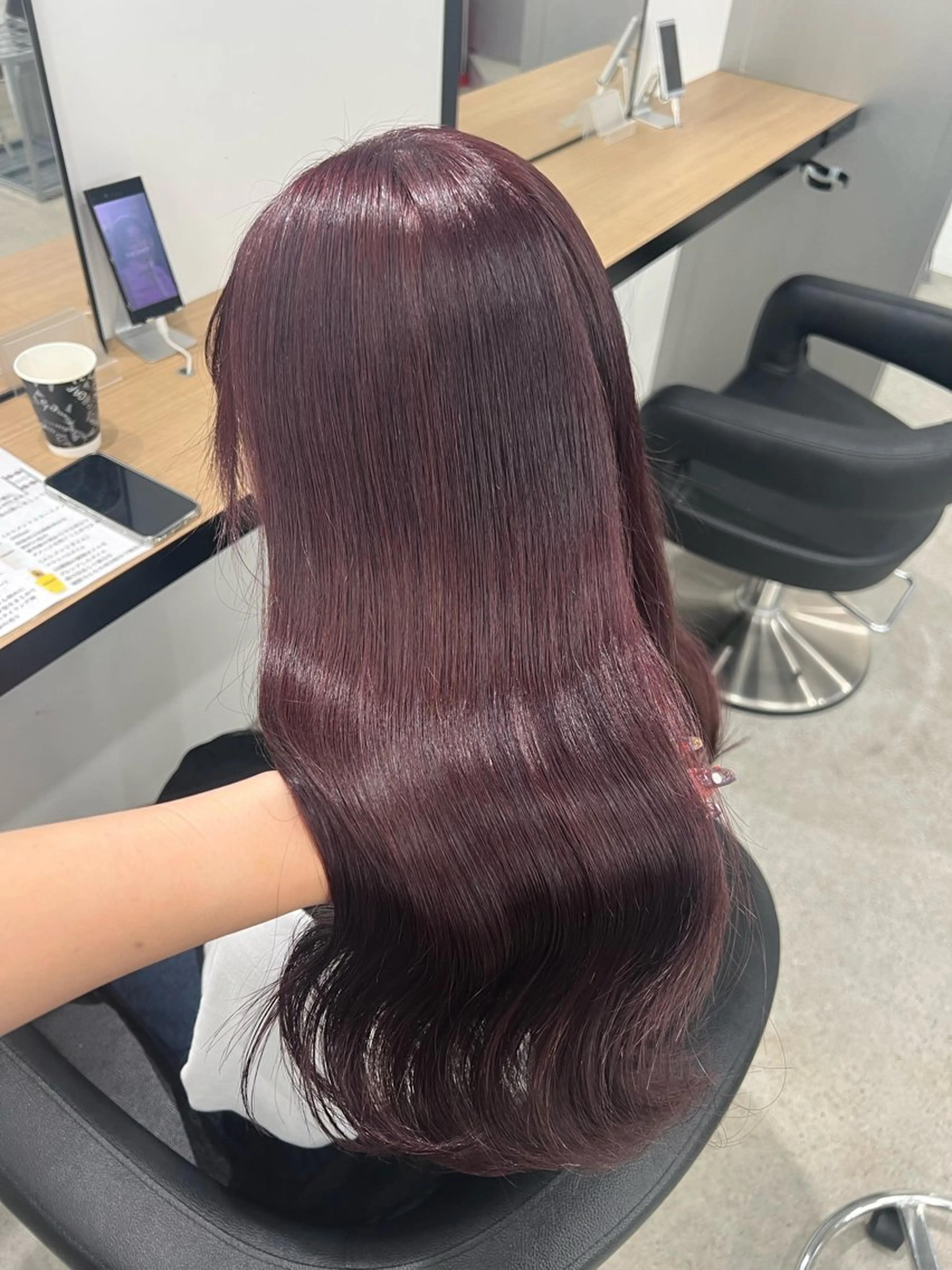 ロング カラー ブリーチ 髪質改善 トリートメント ヘアカラー 💗愛され暖色💗 ピンク/レッド💗のヘアスタイル