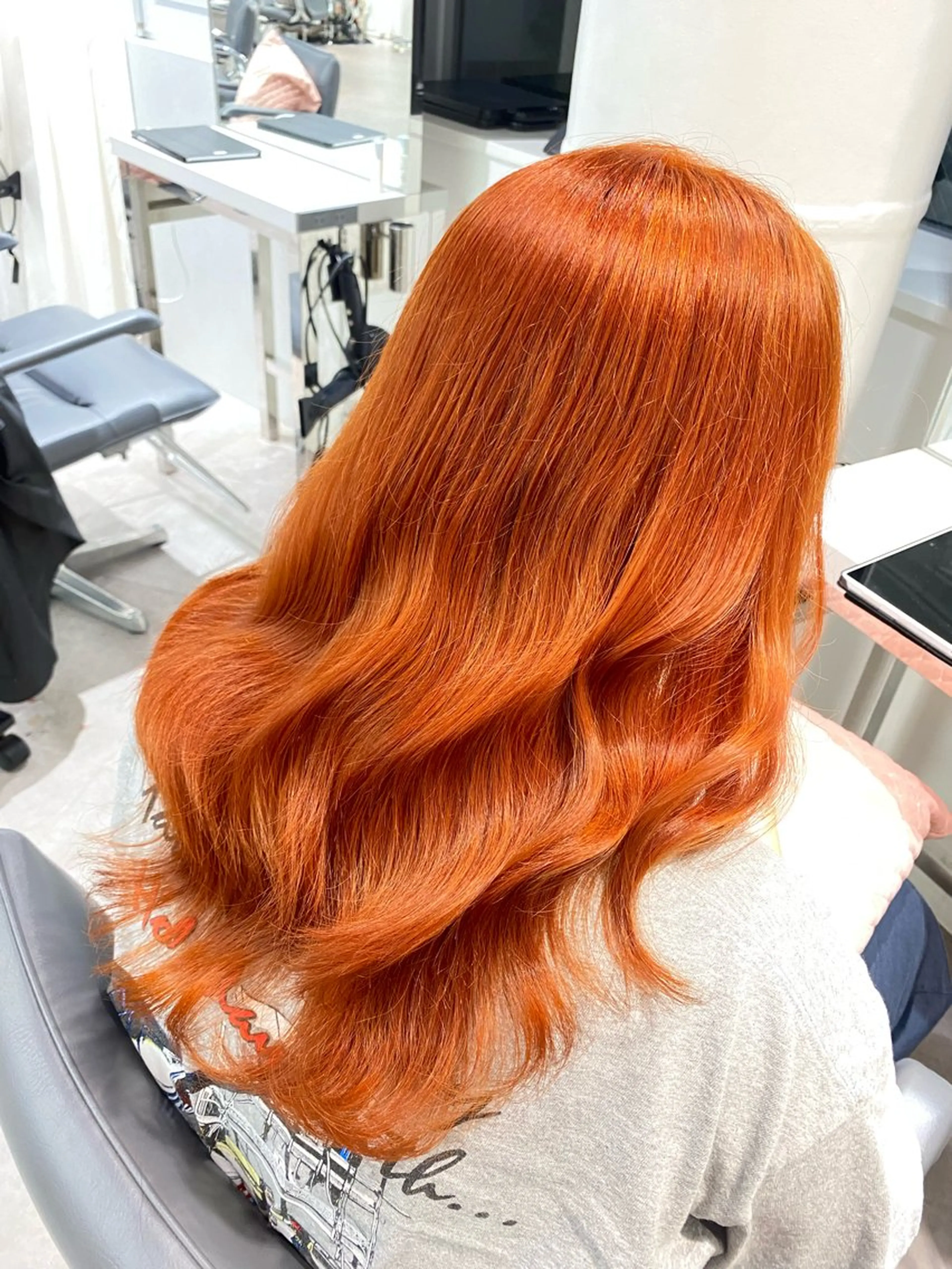 ミディアム カラー オレンジ ‎しゅり🇰🇷 日韓MIXメンズヘアのヘアスタイル