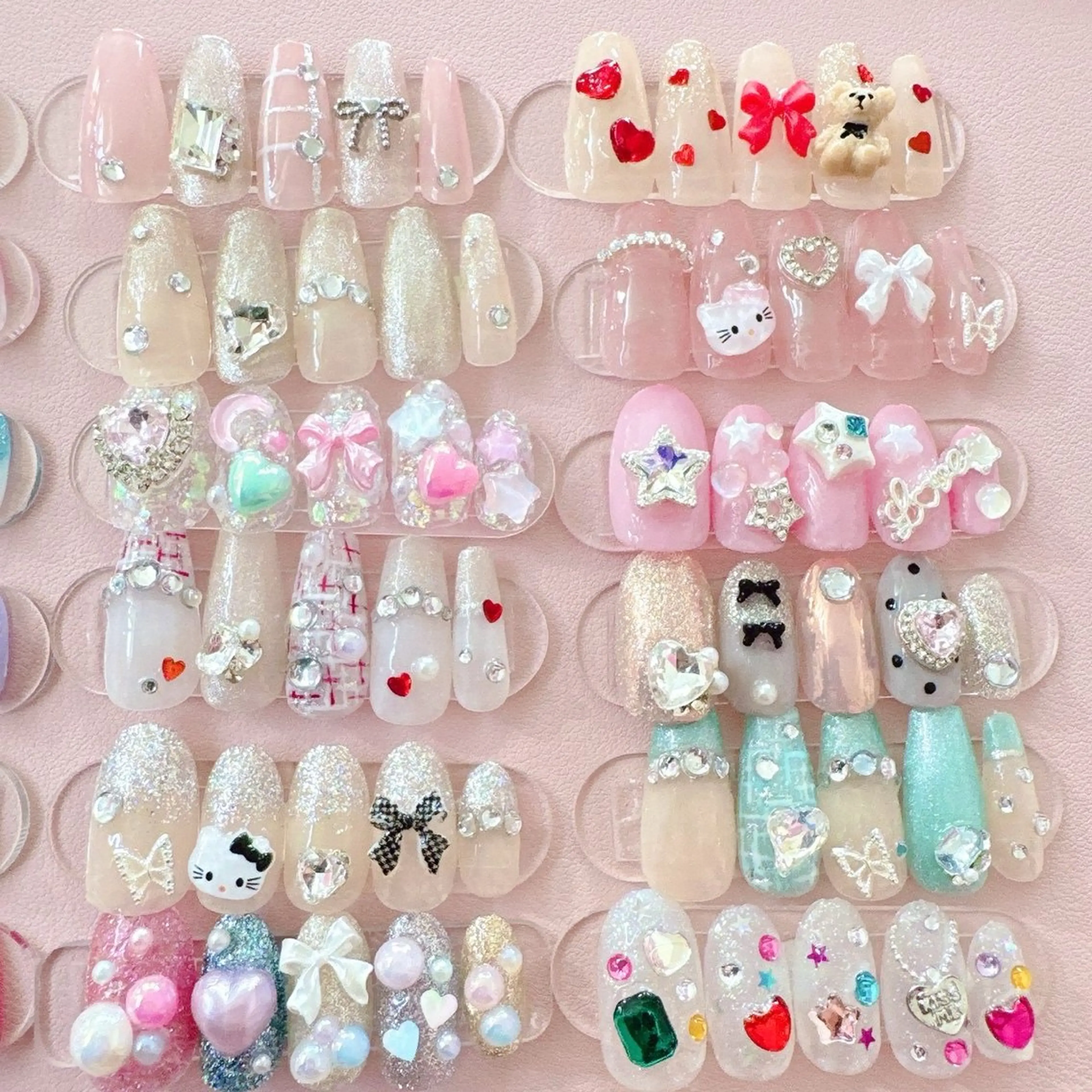 ネイル ハンドネイル MignonReve ♡EIMI🌈のネイルデザイン