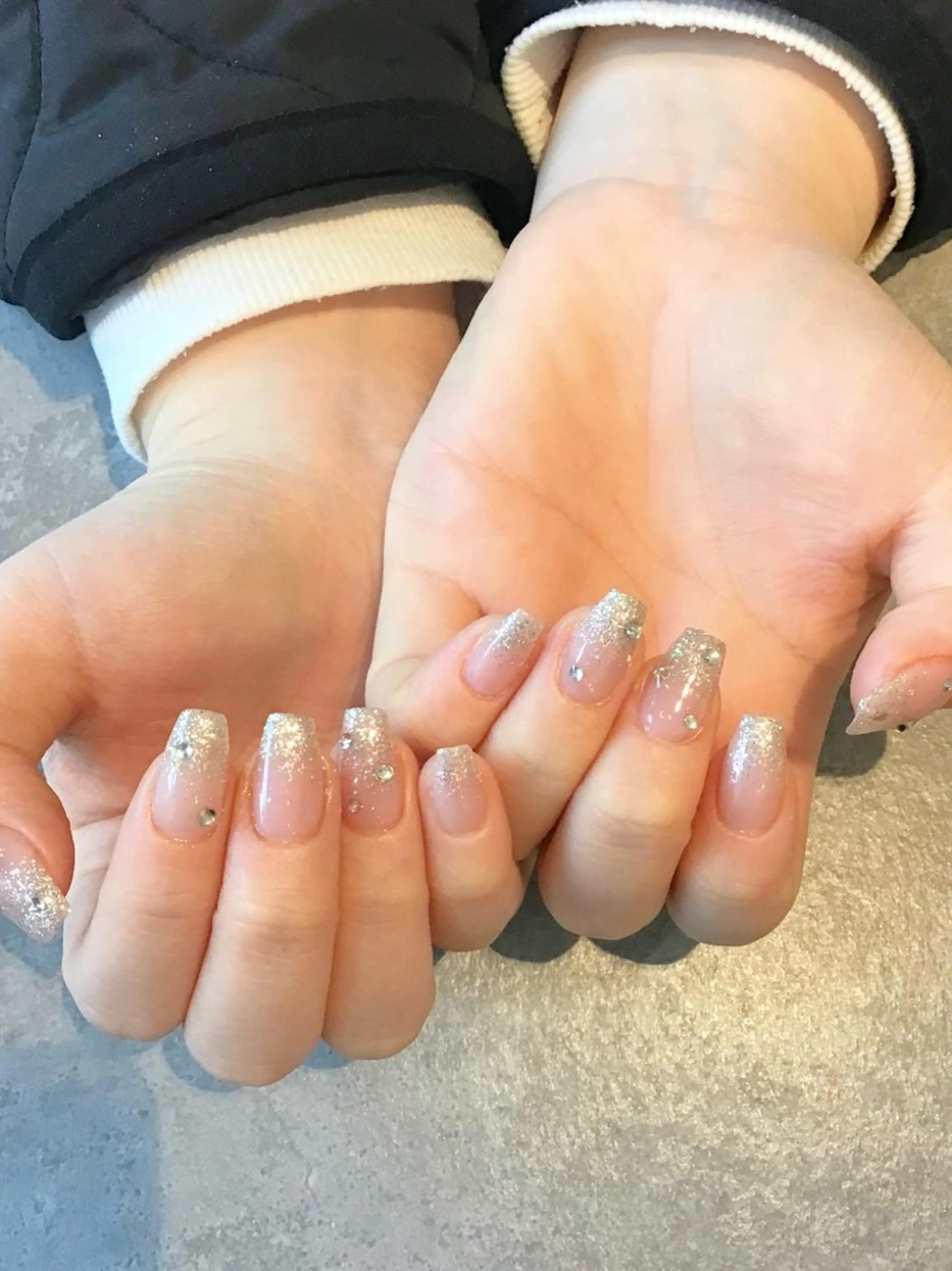 ネイル アートネイル シンプルネイル Nest 岩崎のネイルデザイン