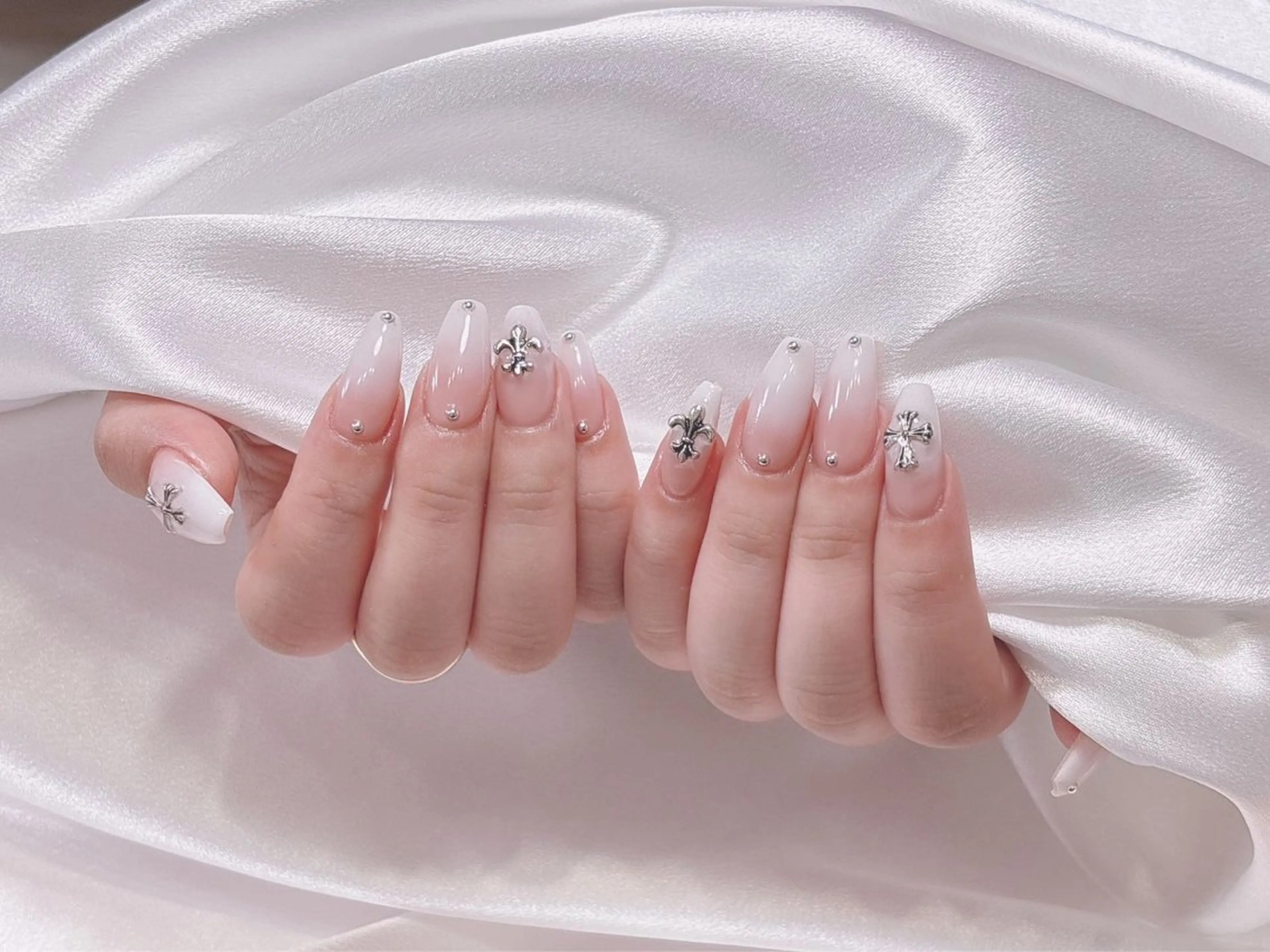 ネイル ジョリ kasumi🌹💅のネイルデザイン