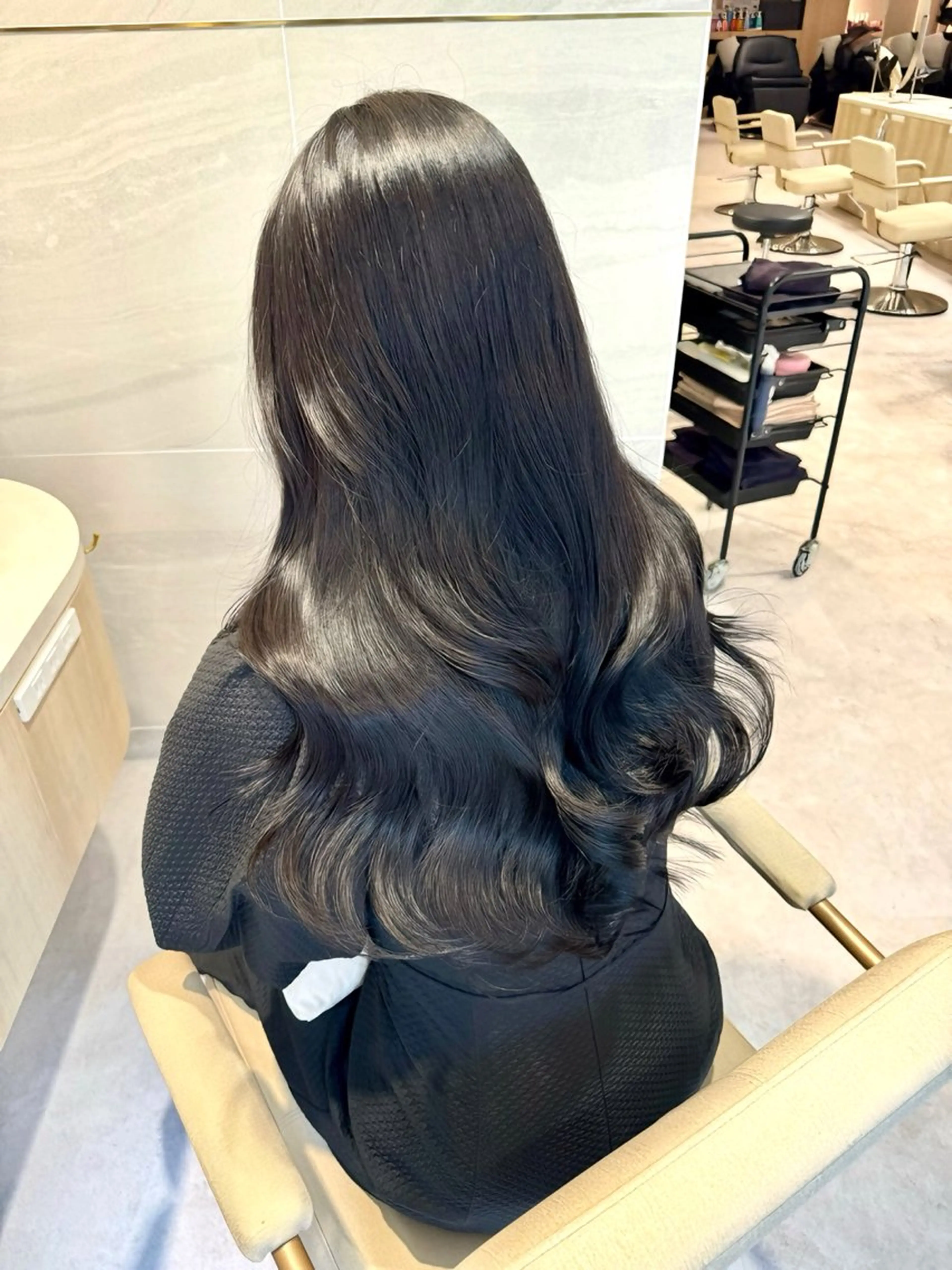 ロング パーマ 似合わせカット 小顔カット 縮毛矯正 1日1名様限定 予約可能のヘアスタイル