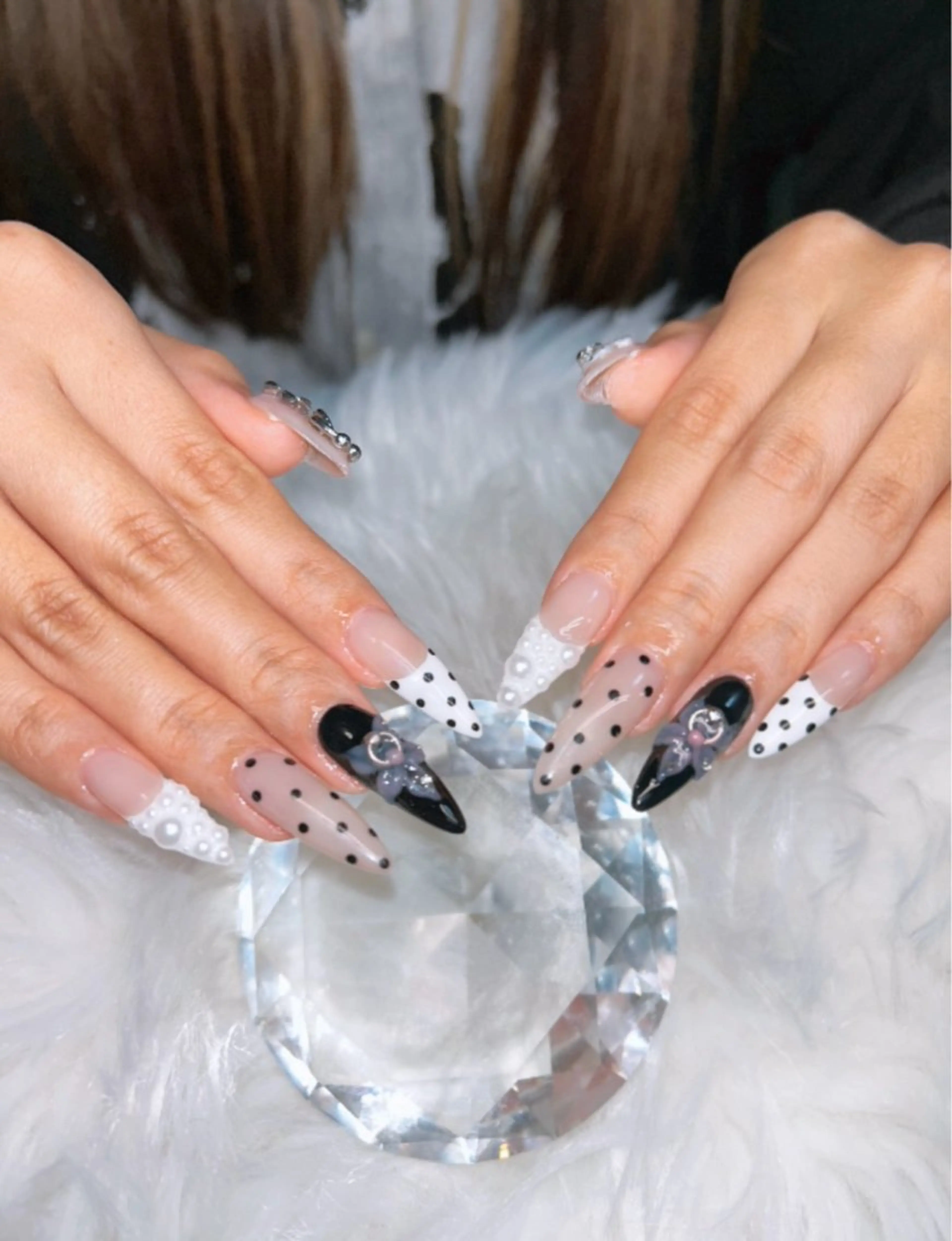 ネイル アートネイル オーロラネイル チークネイル 長さ出し フットネイル ハンドネイル Chan nailsのネイルデザイン