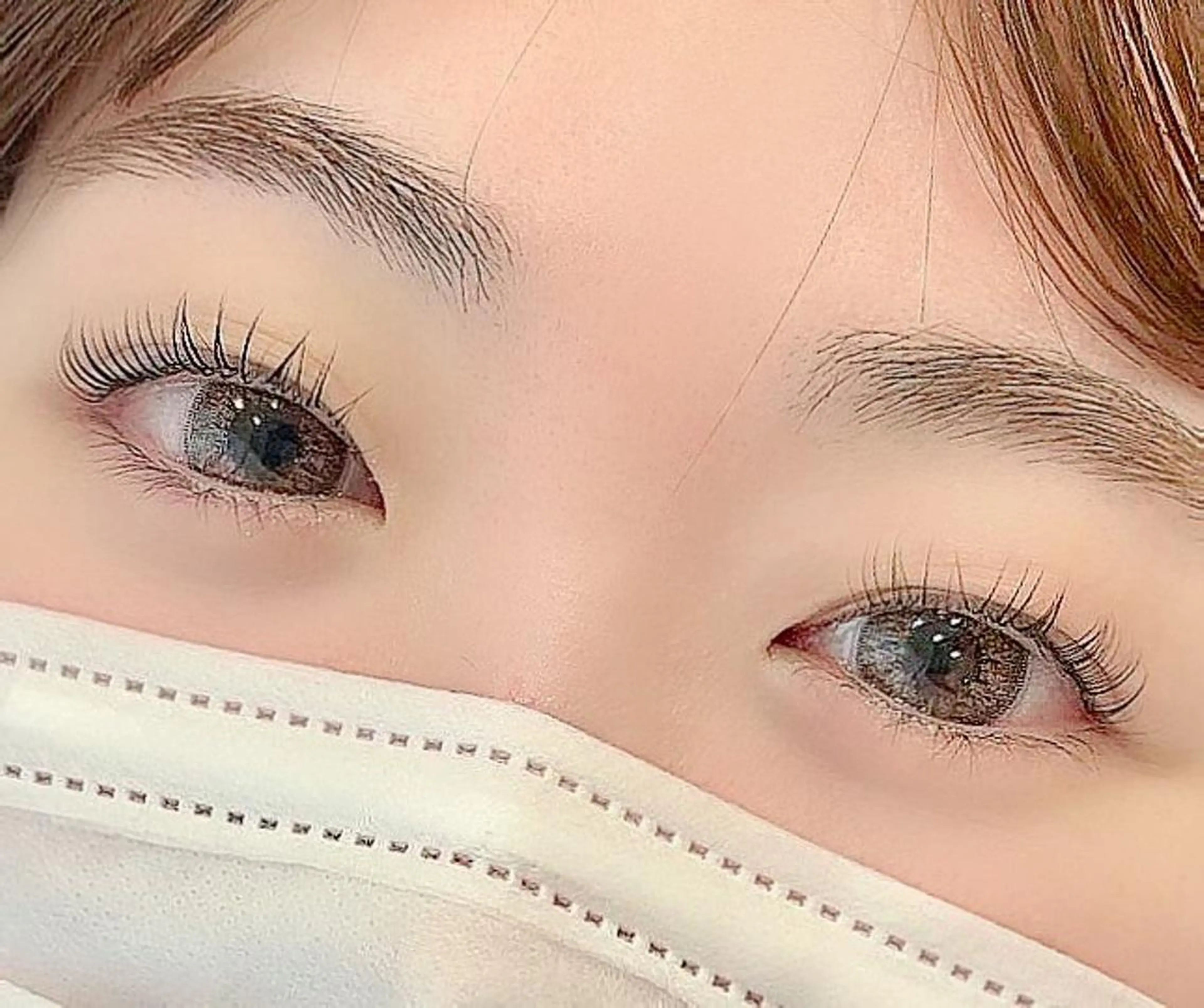 マツエク・マツパ まつげパーマ WHITE EYE 田井 初季の眉毛・アイブロウイメージ