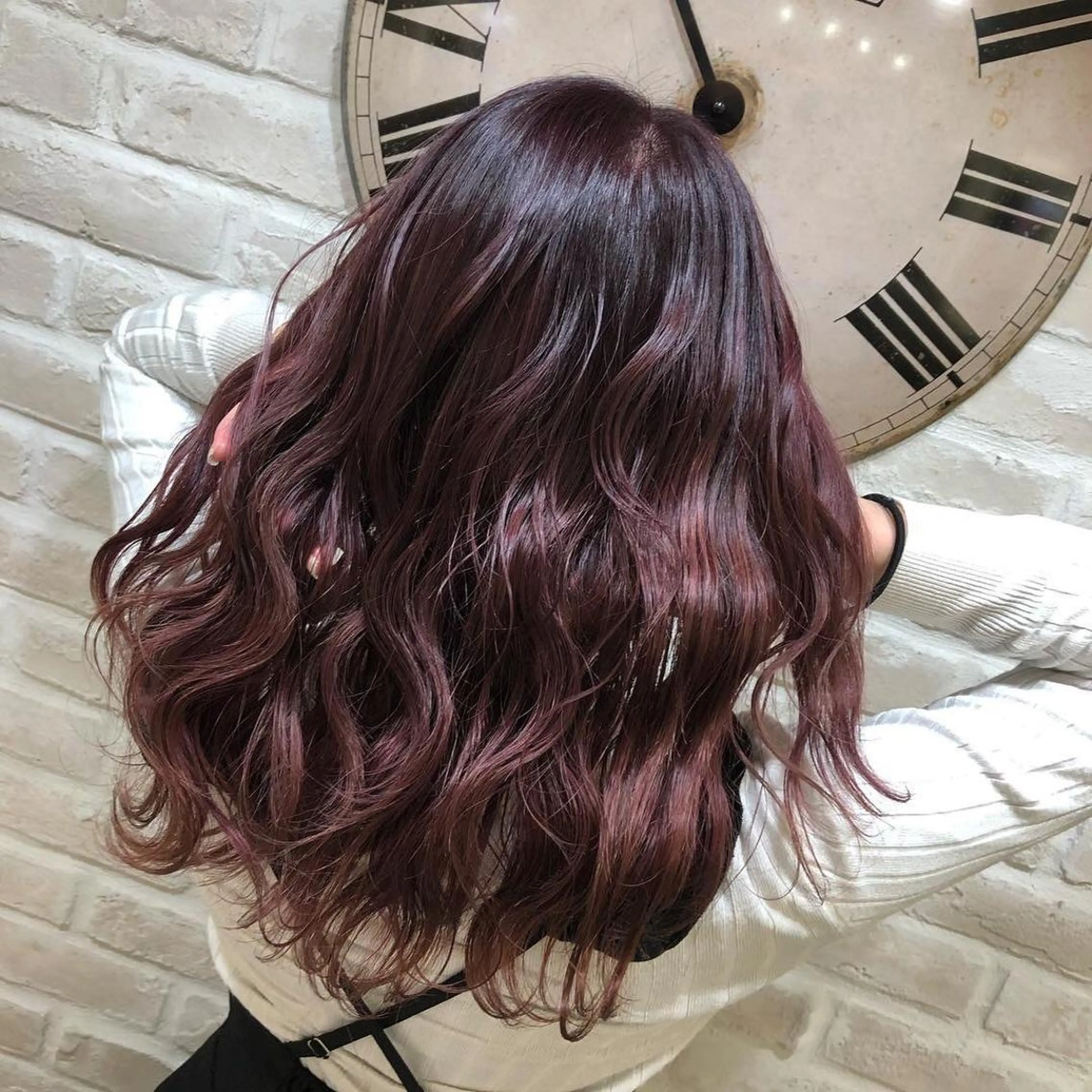 セミロング カラー グラデーションカラー ピンクカラー カット ヘアカラー トリートメント ヘアセット Aujua ソムリエ 勝又舞夏のヘアスタイル