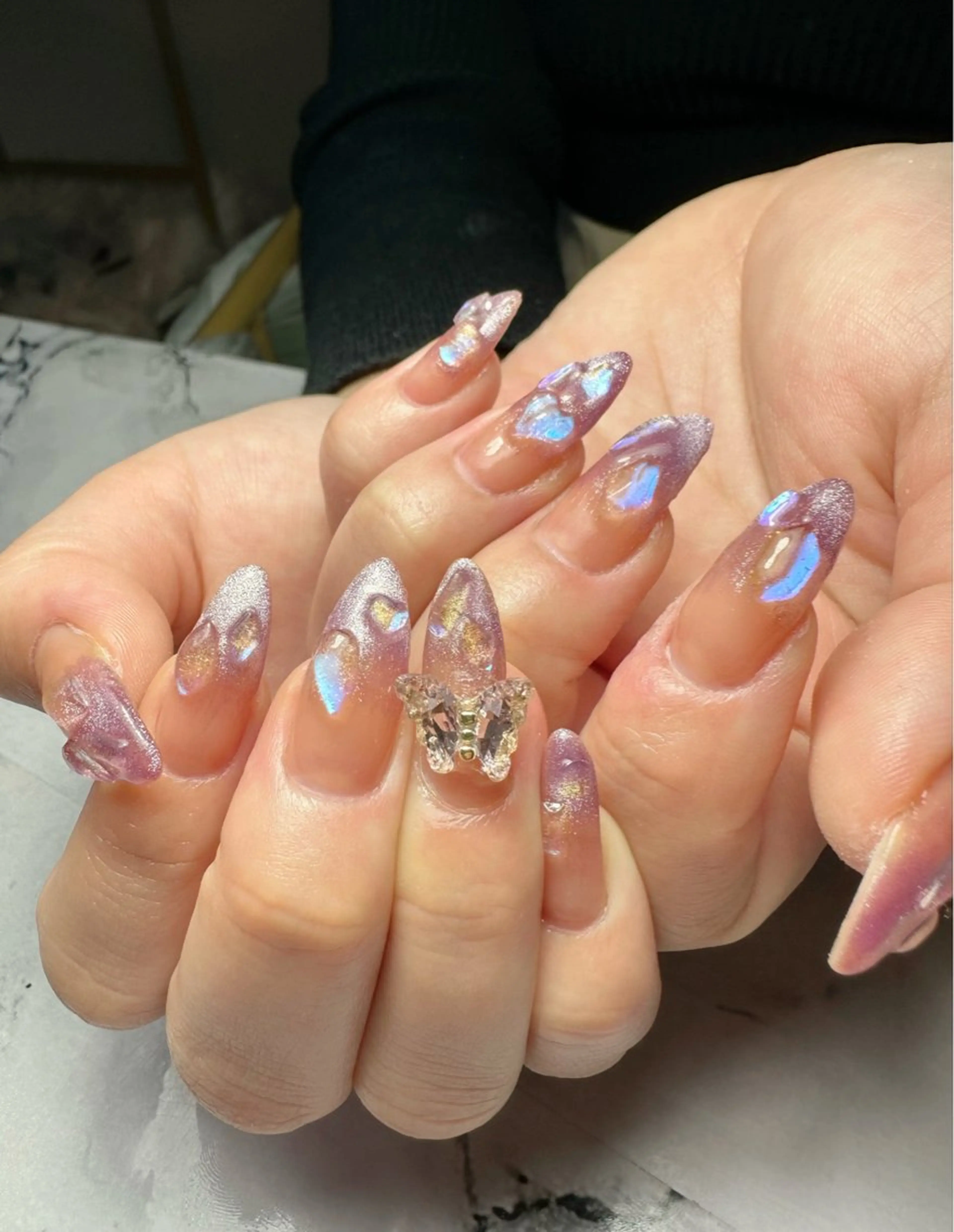 ネイル 新山 聖のネイルデザイン