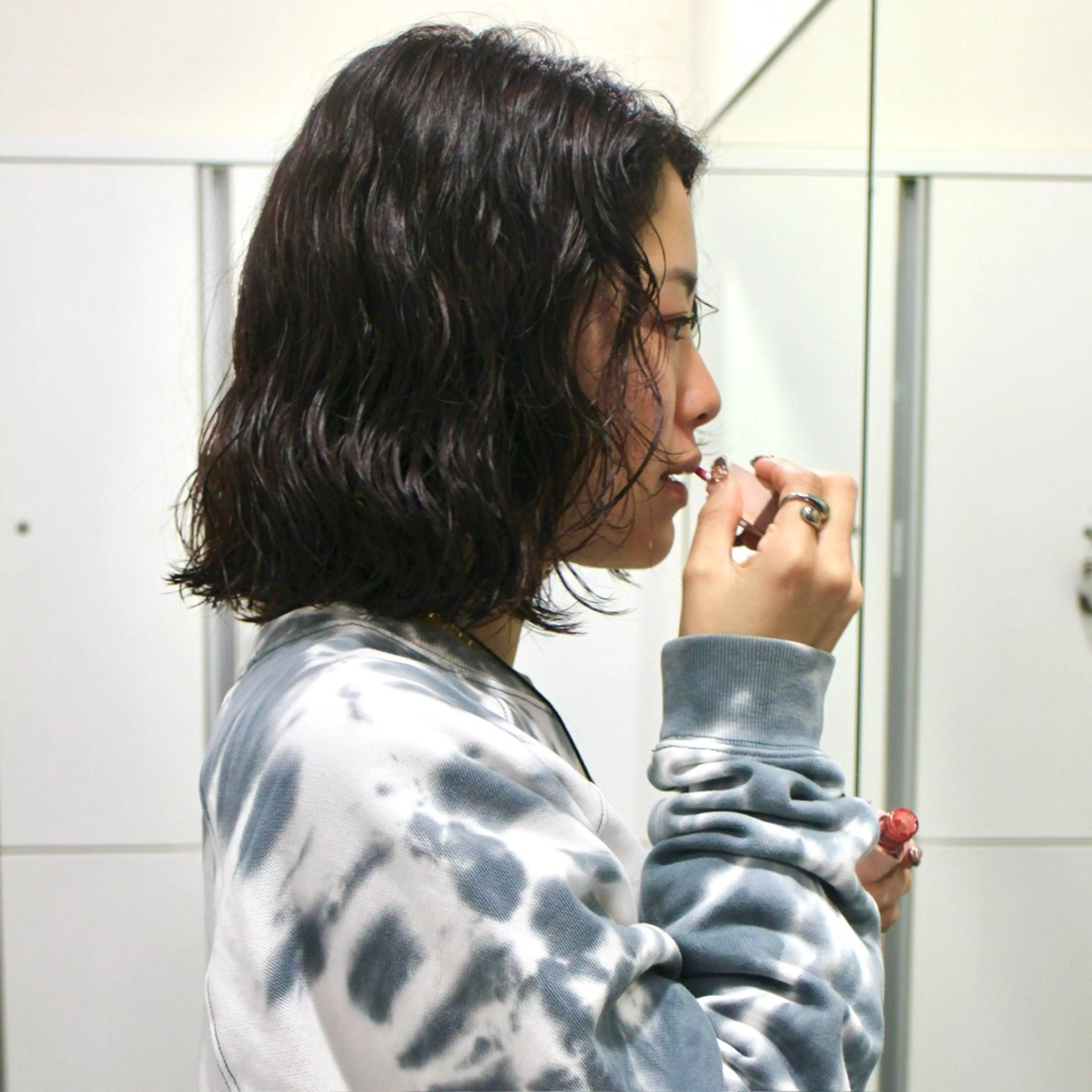 ミディアム カラー パーマ ミディアムパーマ カーリーパーマ/ 透明ｶﾗｰ/MIKUのヘアスタイル