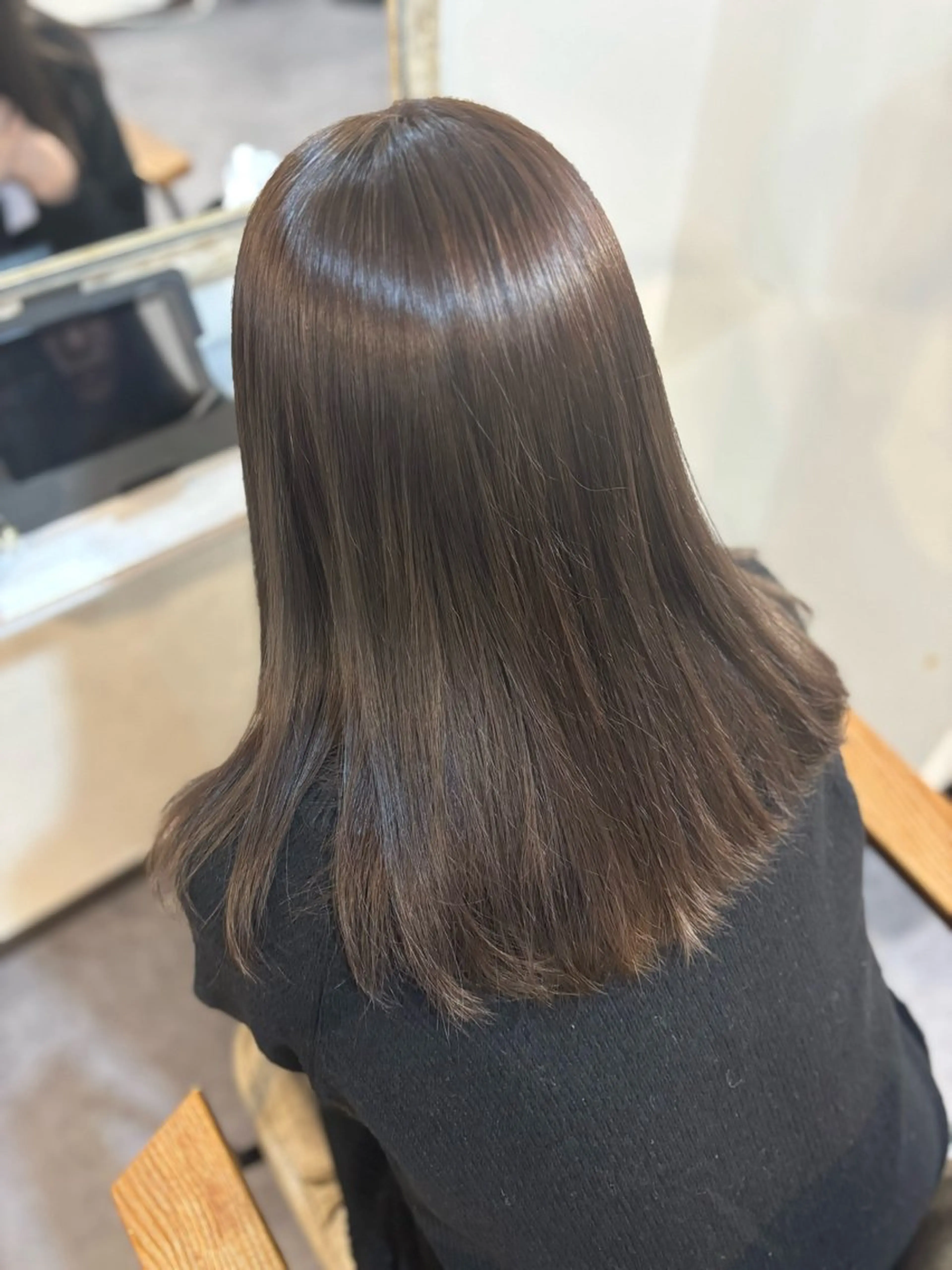 ミディアム カラー グレージュ オリーブグレージュ オリーブグレー ヘアカラー Sherry/R 三川町　山本なつみのヘアスタイル