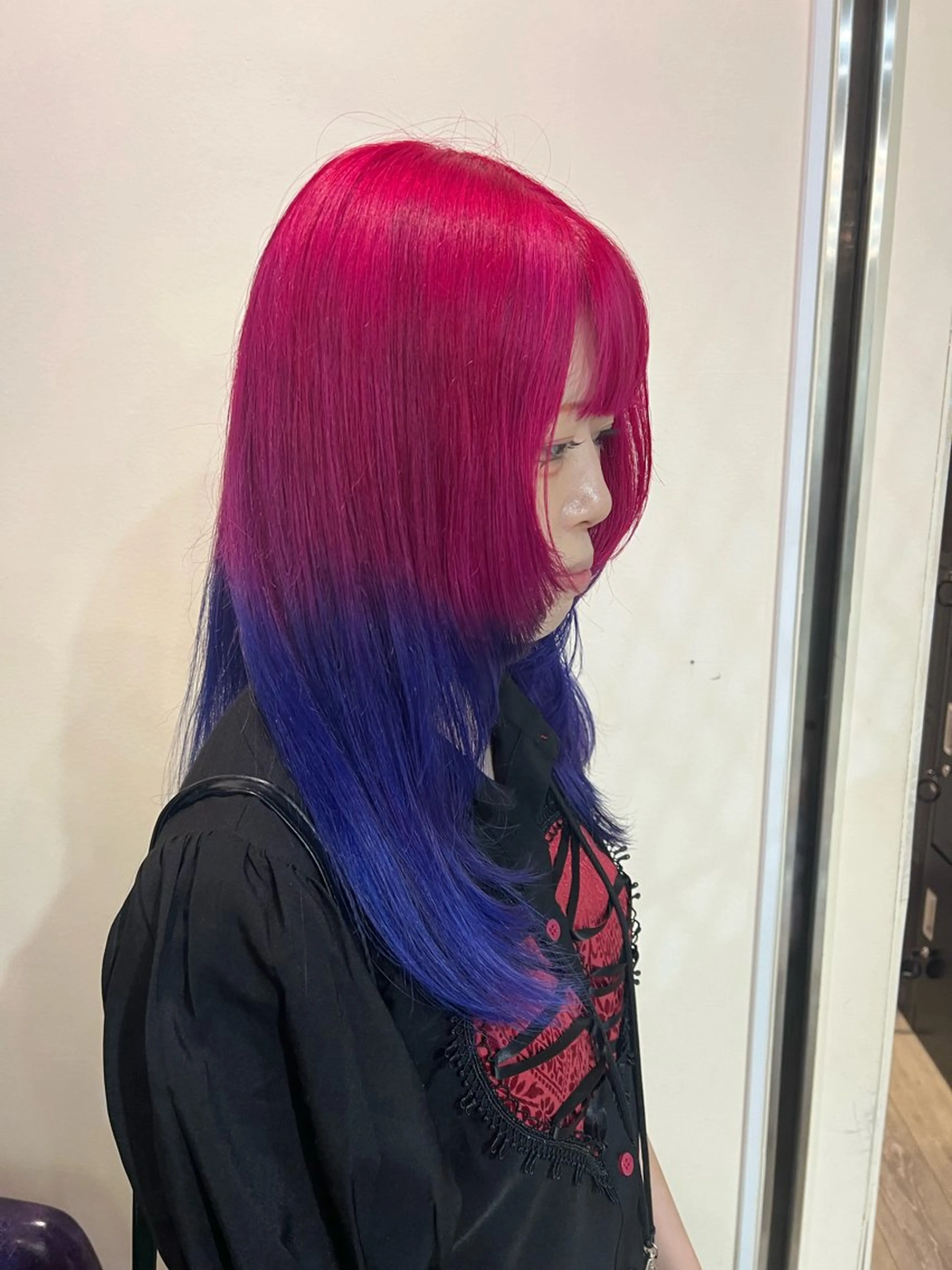 セミロング カラー yuuna. 🪽のヘアスタイル