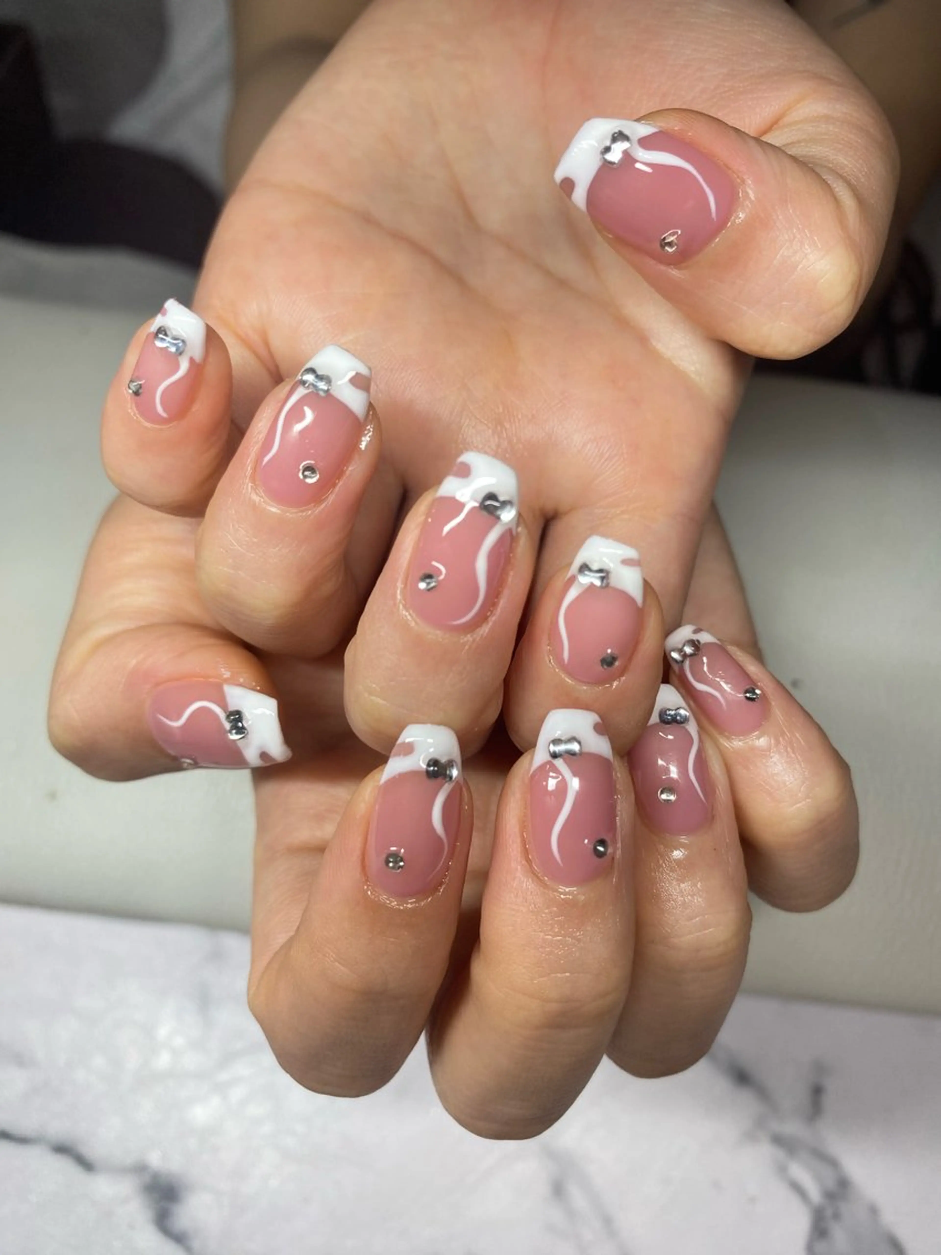 ネイル Hi Beauty 渋谷(ネイル、ハイパーナイフ6、脂肪れいきゃく、マッサージ&エステサロン)所属・Hi beauty 渋谷のネイルデザイン