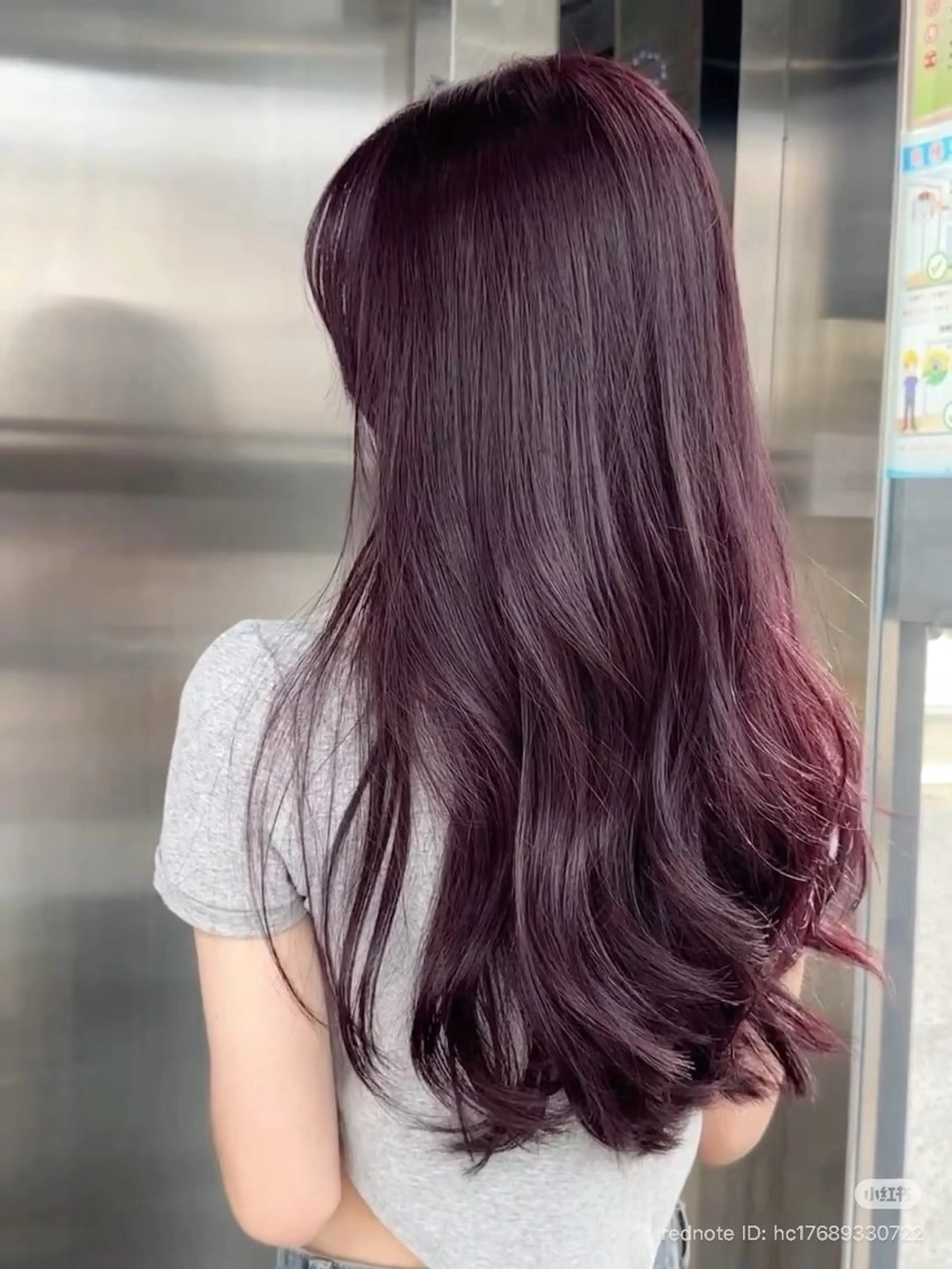 ロング カラー Miu 名古屋カット ミディアム/ピンク髪のヘアスタイル