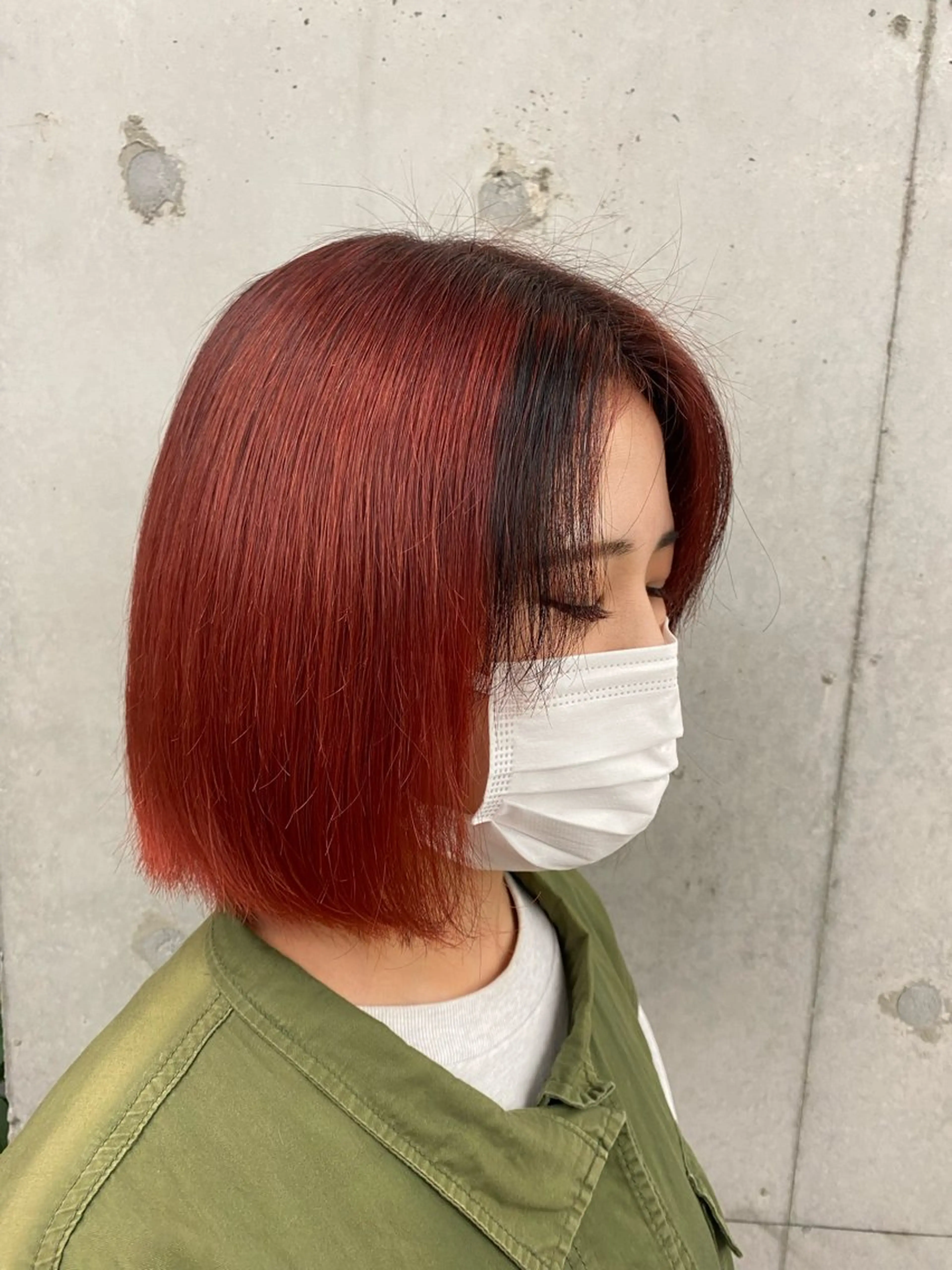 ショート カラー 黒髪 ブリーチ yuzuki Agu臼井のヘアスタイル