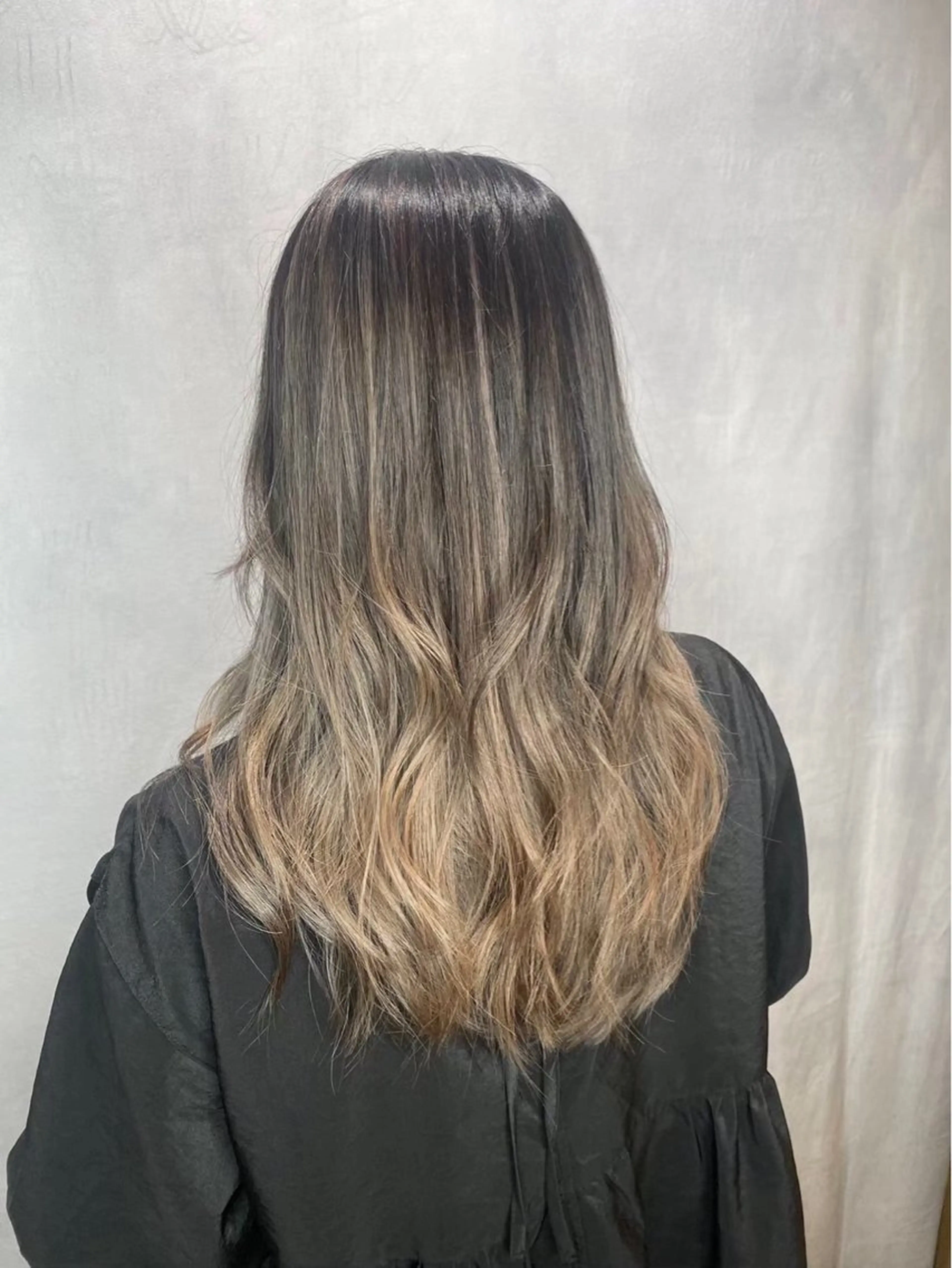 カラー 🫧ミネ タイガ🐯のヘアスタイル