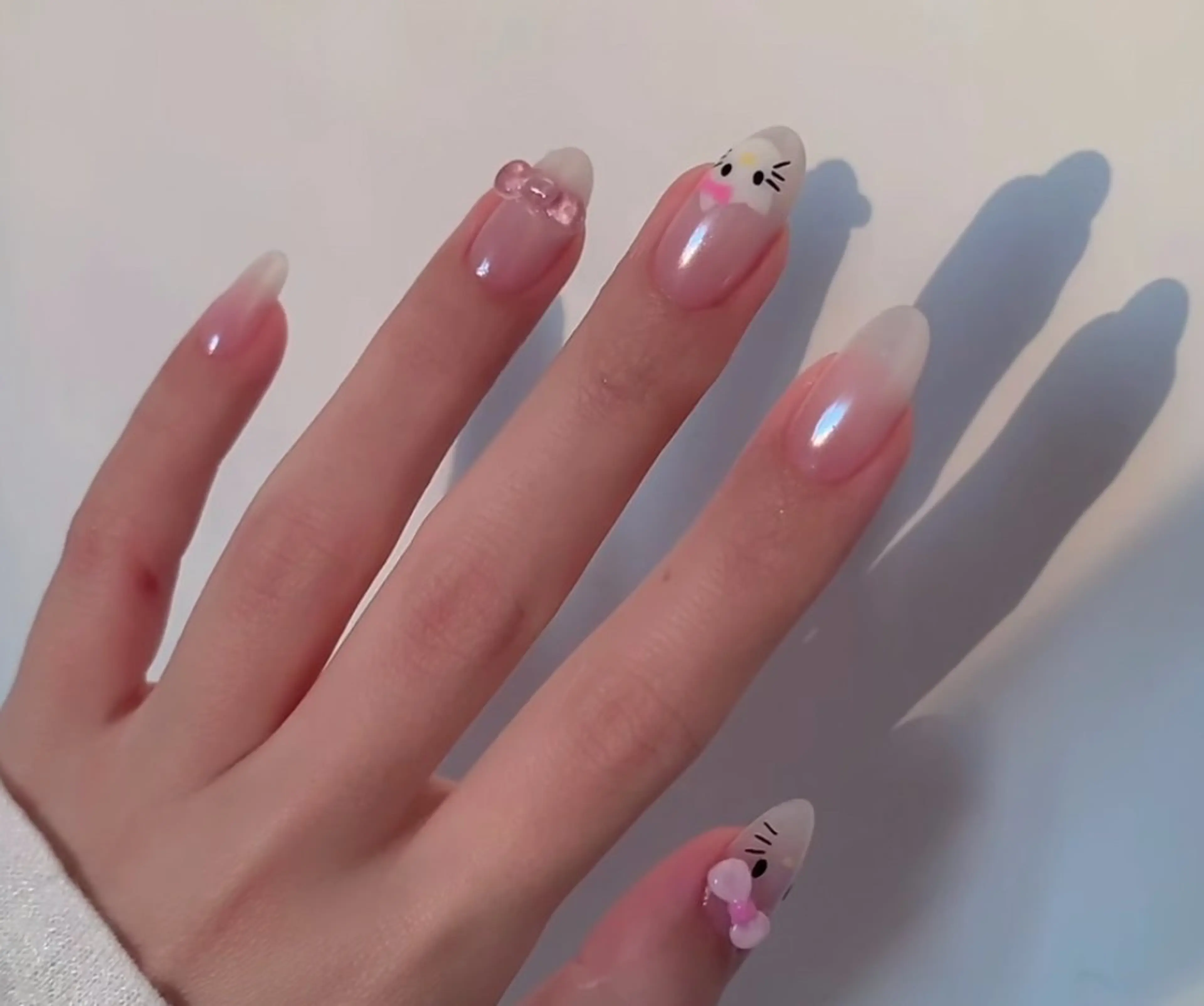 ネイル ハンドネイル ハンドケア 🍑 momo_nailのネイルデザイン