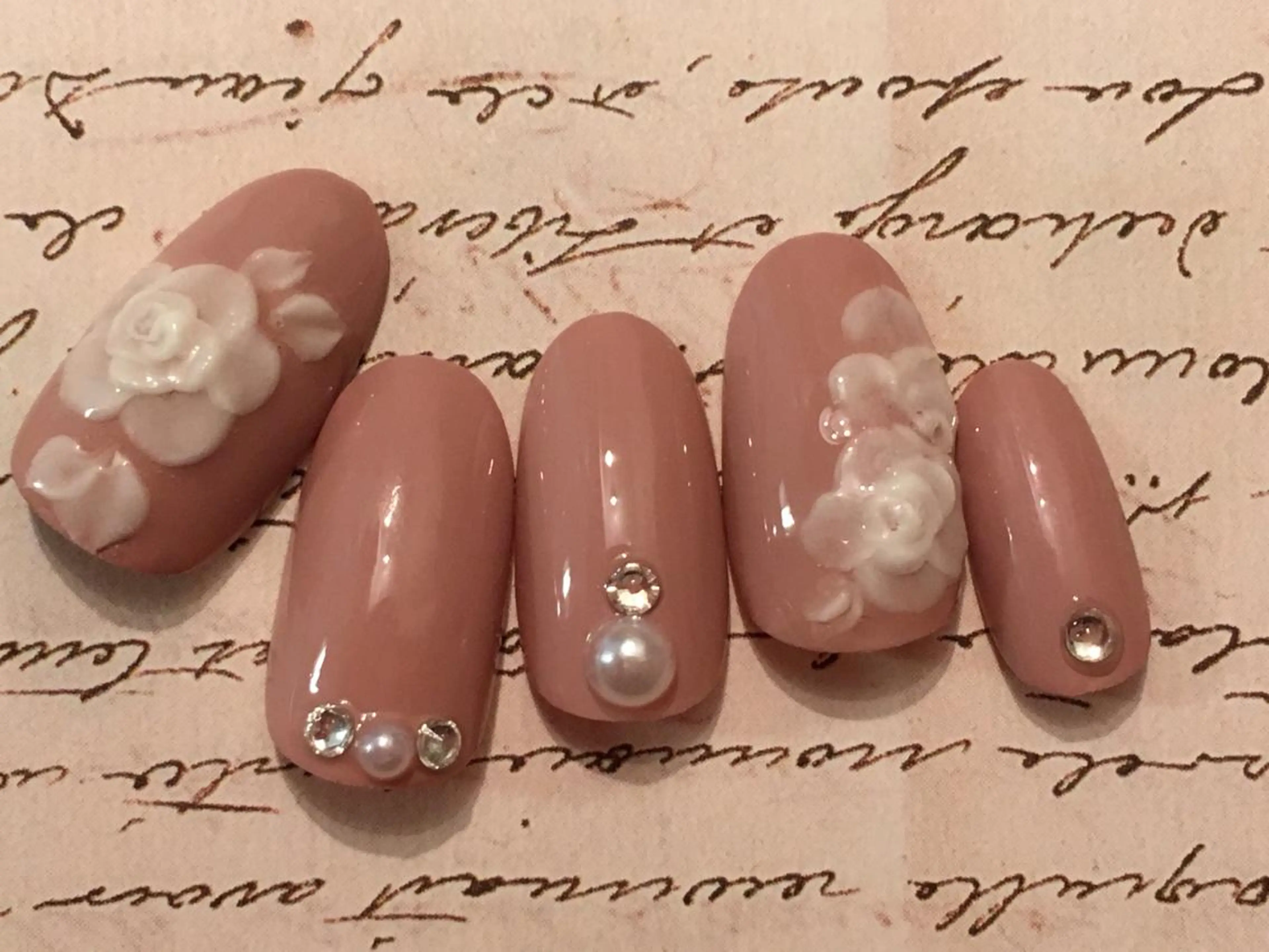 ネイル ブライダルネイル 古川 里美のネイルデザイン