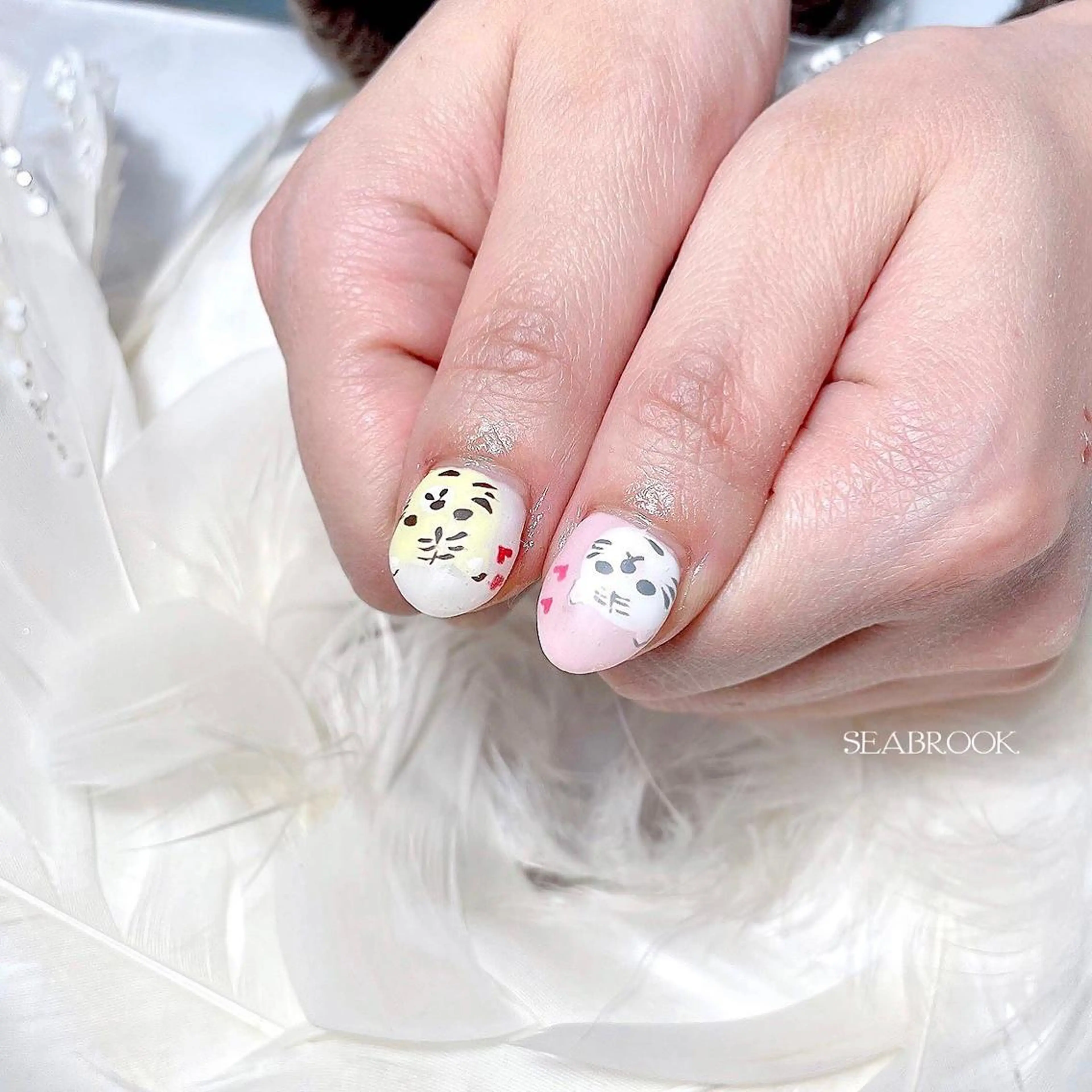 ネイル 鈴木 奈穂子のネイルデザイン