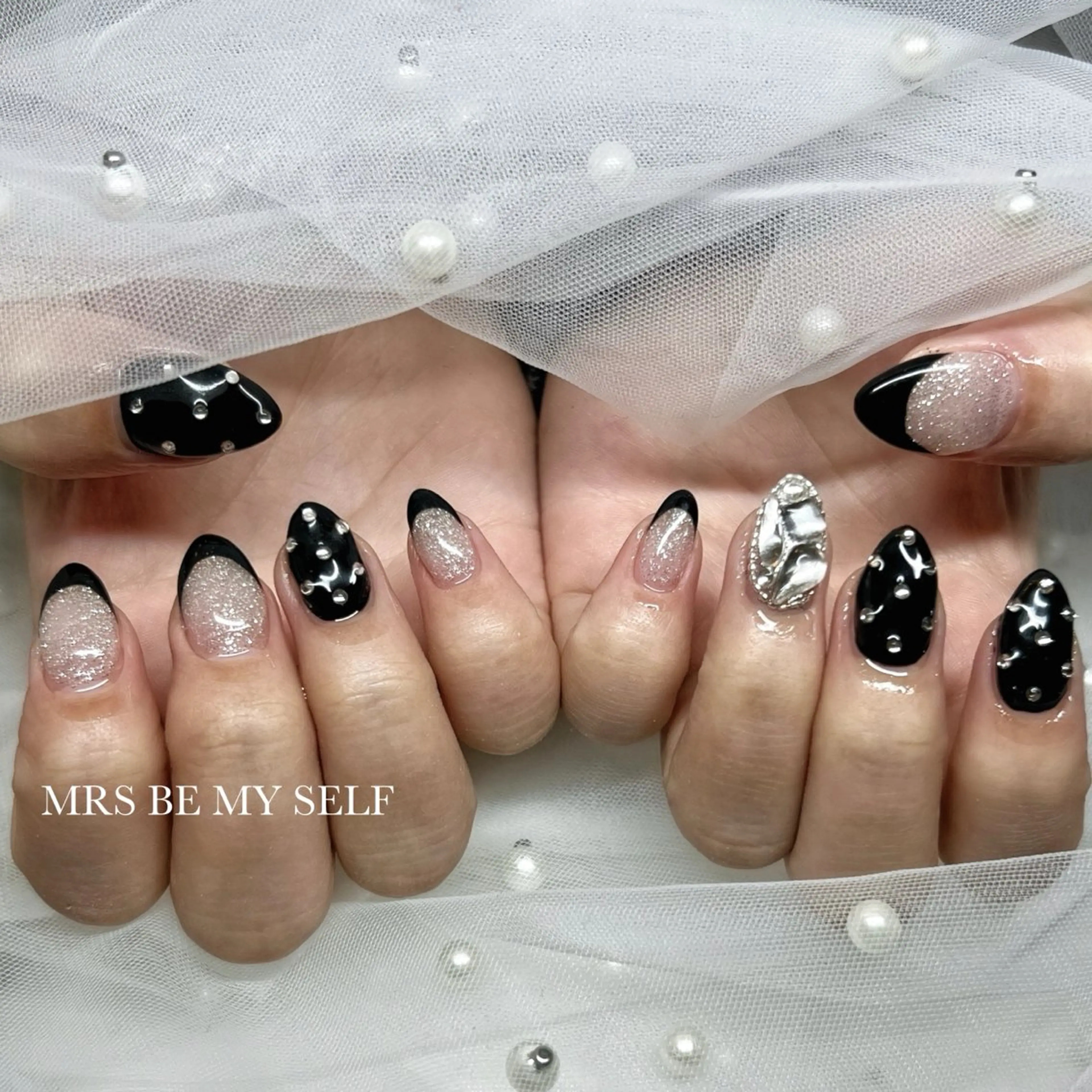 ネイル フラッシュネイル フレンチネイル MRS/ miyu🎀のネイルデザイン