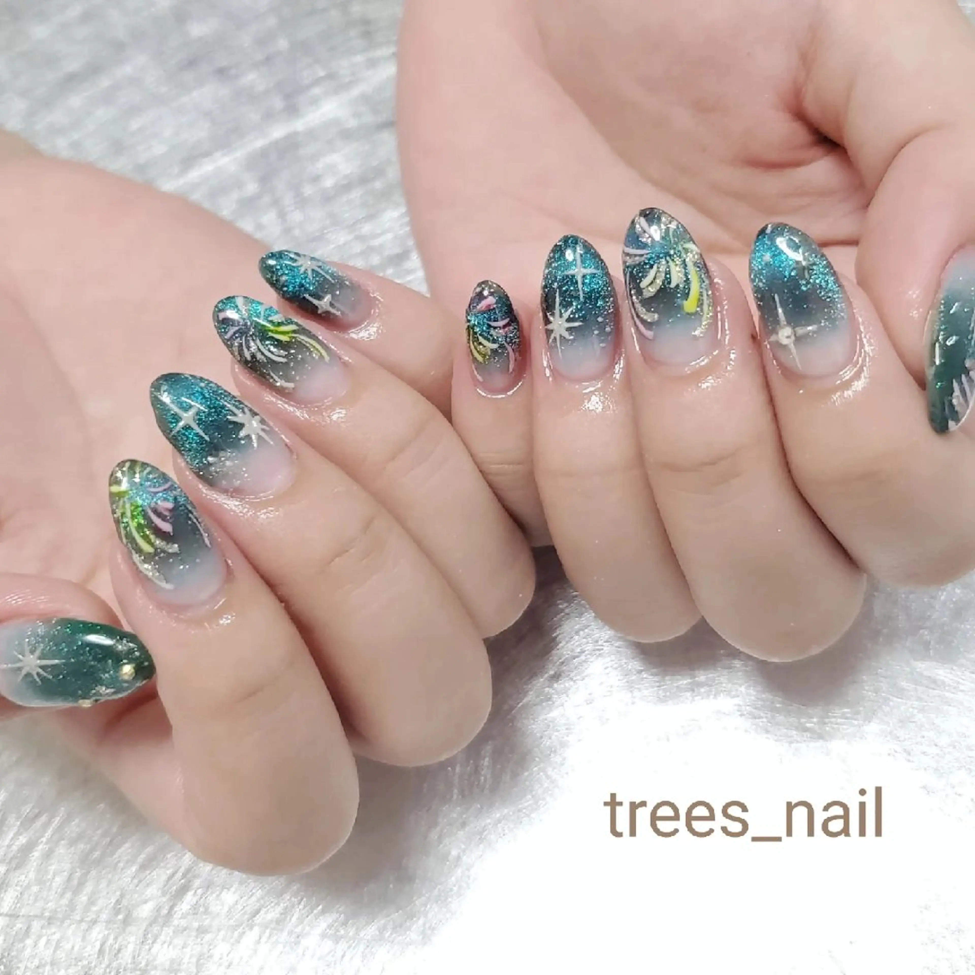 ネイル trees_ nailのネイルデザイン