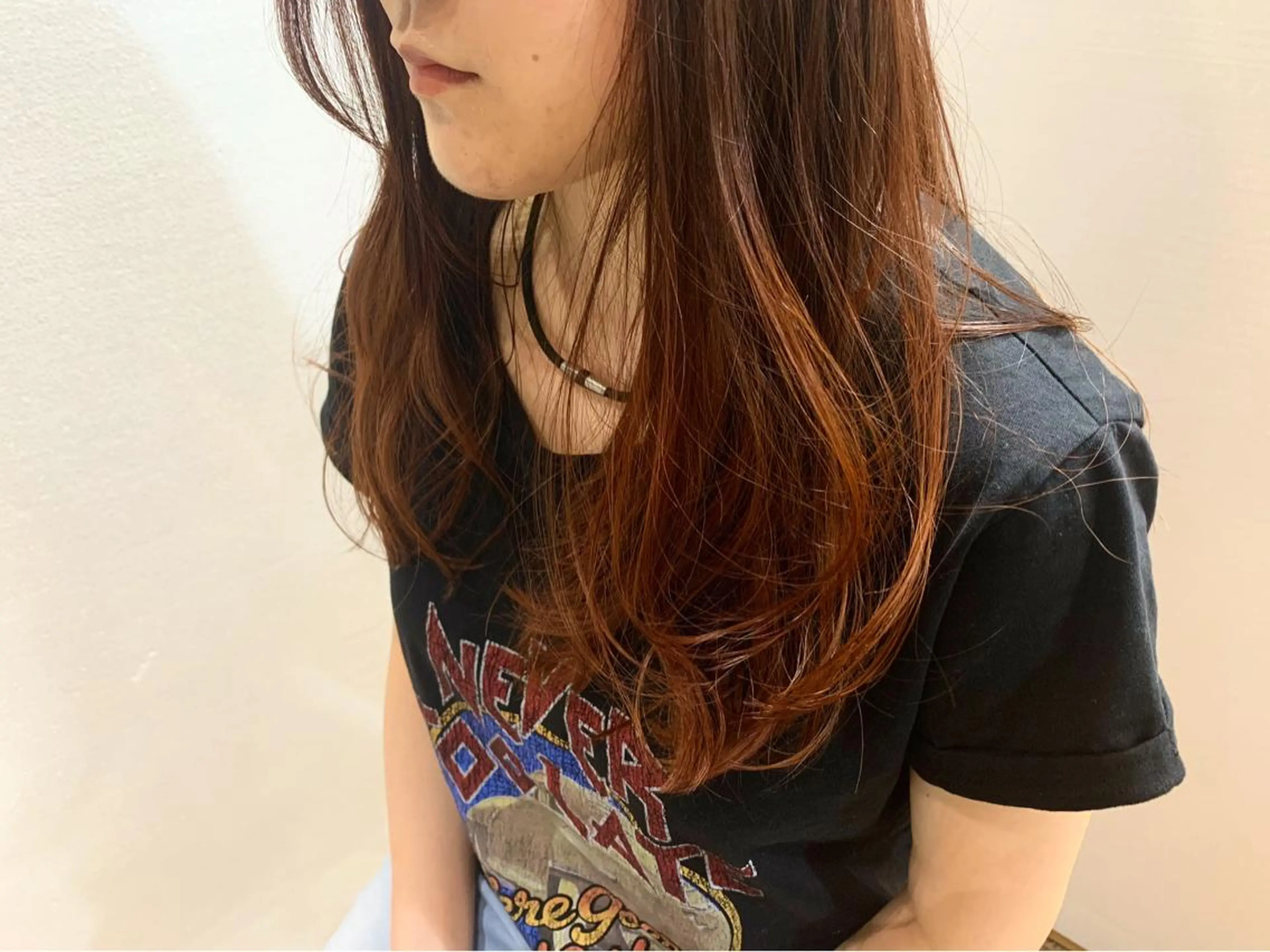 ロング カラー オレンジ レッドカラー カット ヘアカラー トリートメント Une（ユヌ）所属・【Uneユヌ】菊地 春那のヘアスタイル