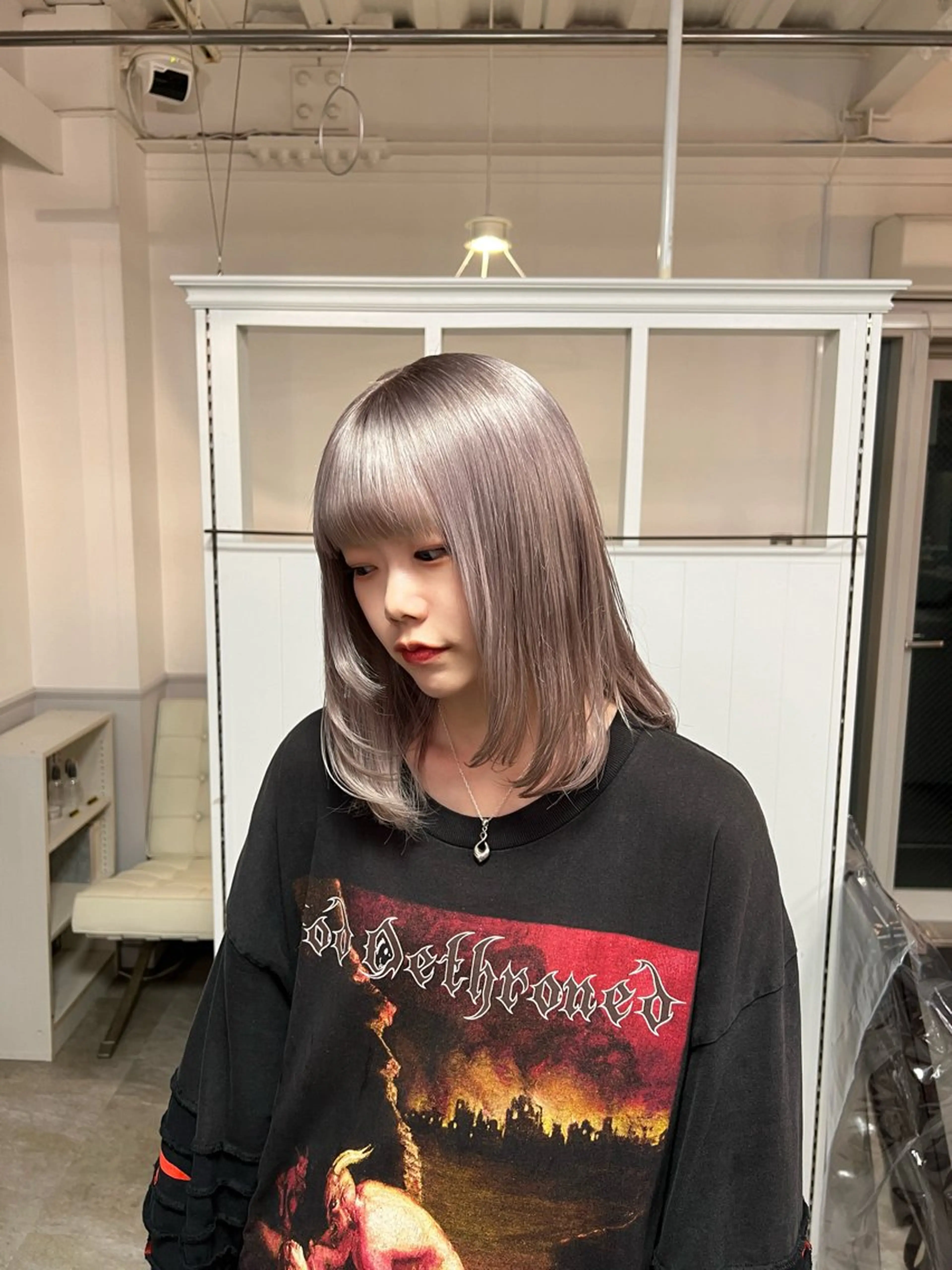 ミディアム ヘアカラー トリートメント 羽エクステ/ブリーチ 🎱KENJI🎱のヘアスタイル