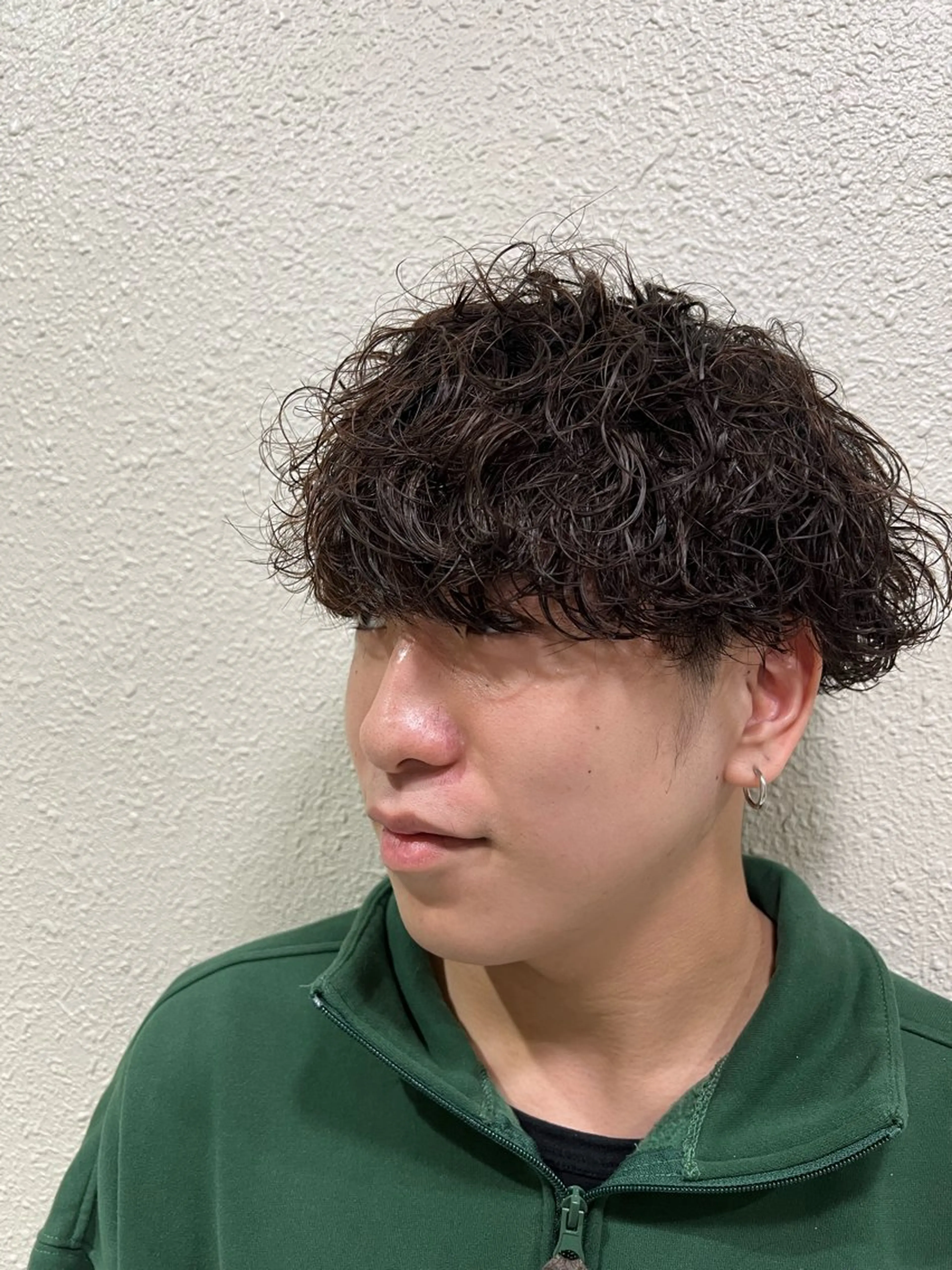 メンズ メンズパーマ特化サロンLond LOGAN所属・SEIYA メンズパーマ職人のヘアスタイル