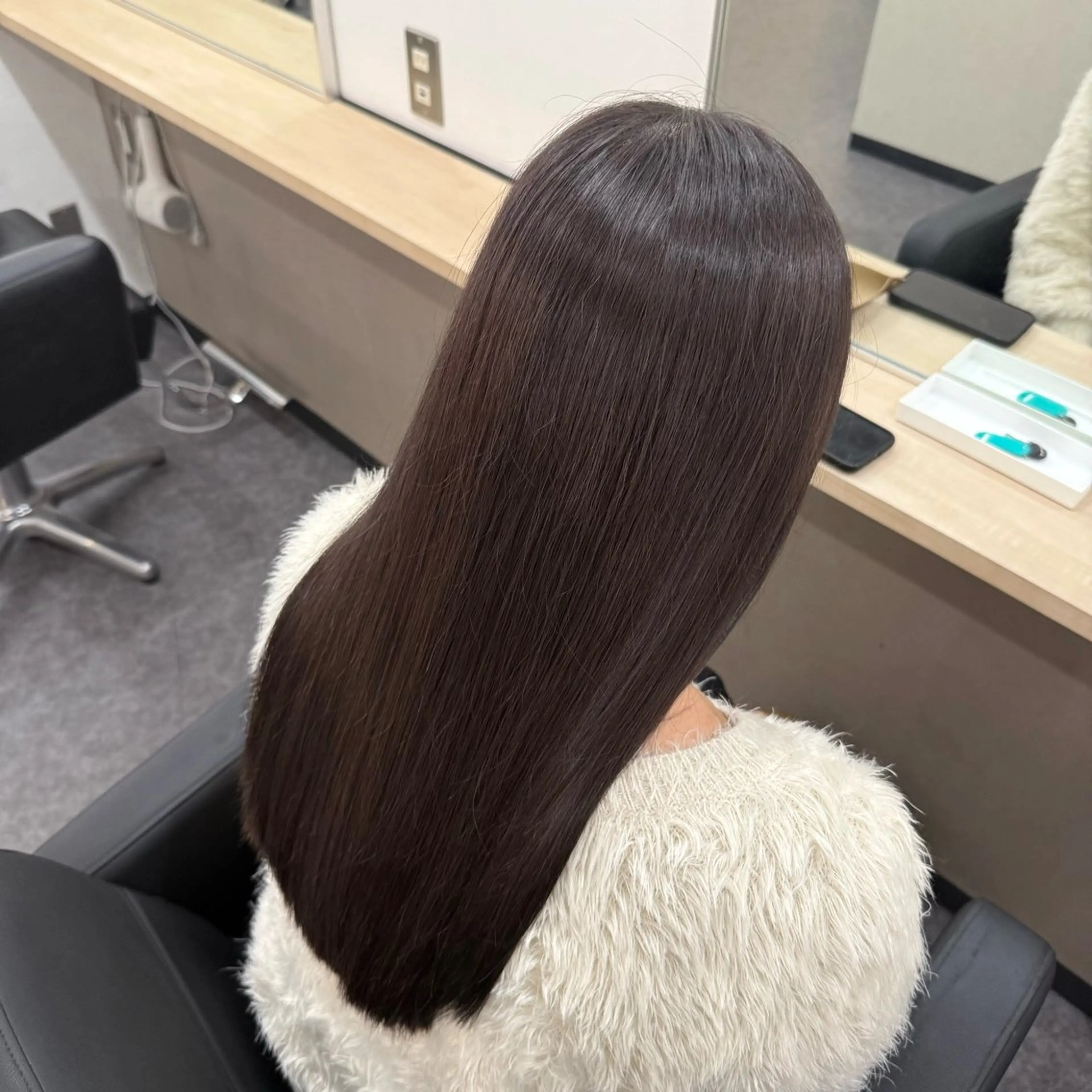 ロング カラー 中島 亜珠のヘアスタイル