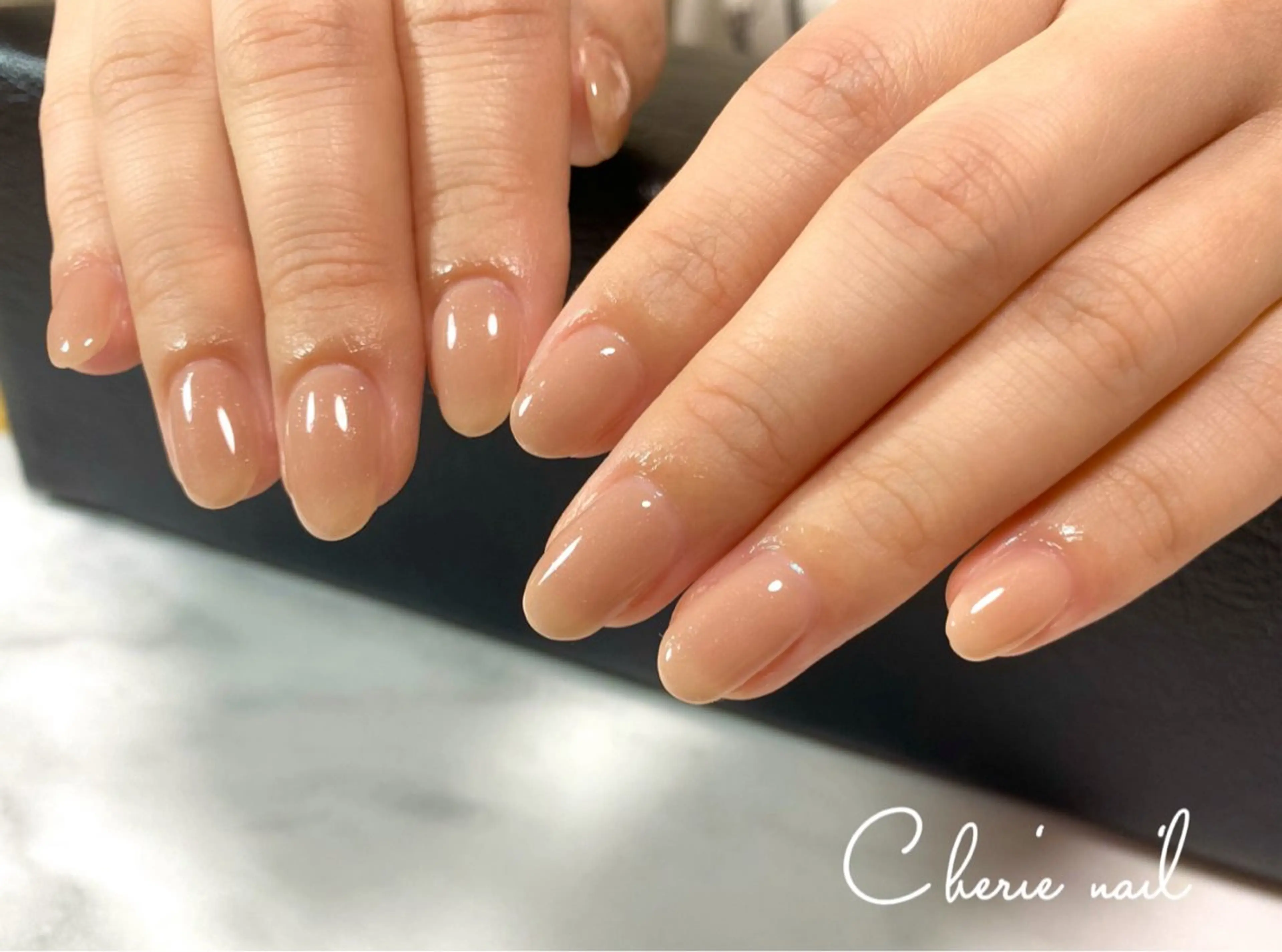 ネイル ジェルネイル ラメ(グリッター) オフィスネイル ワンカラーネイル シンプルネイル Cherienail yunaのネイルデザイン