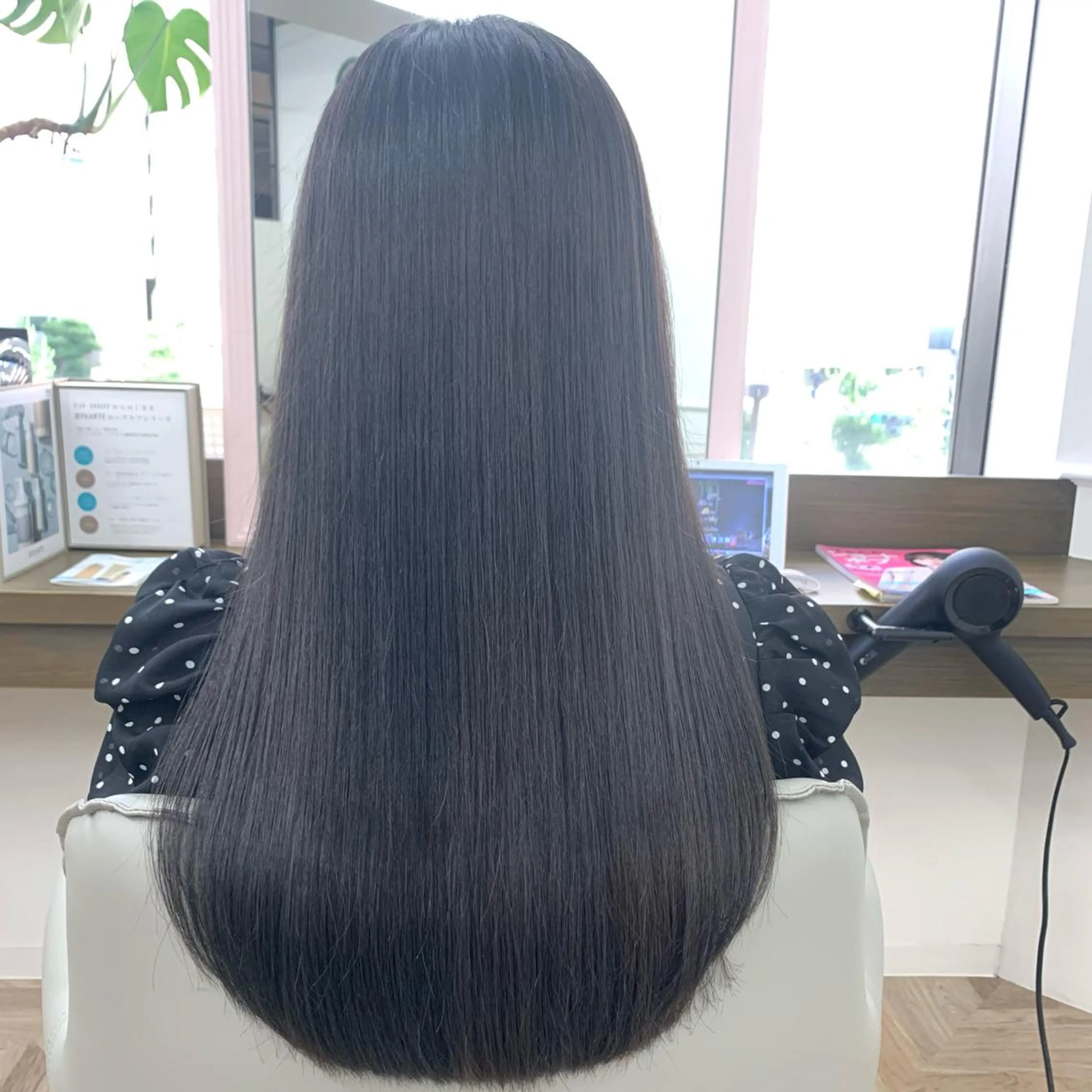 ロング カラー ✨️美髪矯正×似合わ せ艶カラー✨藤田透のヘアスタイル