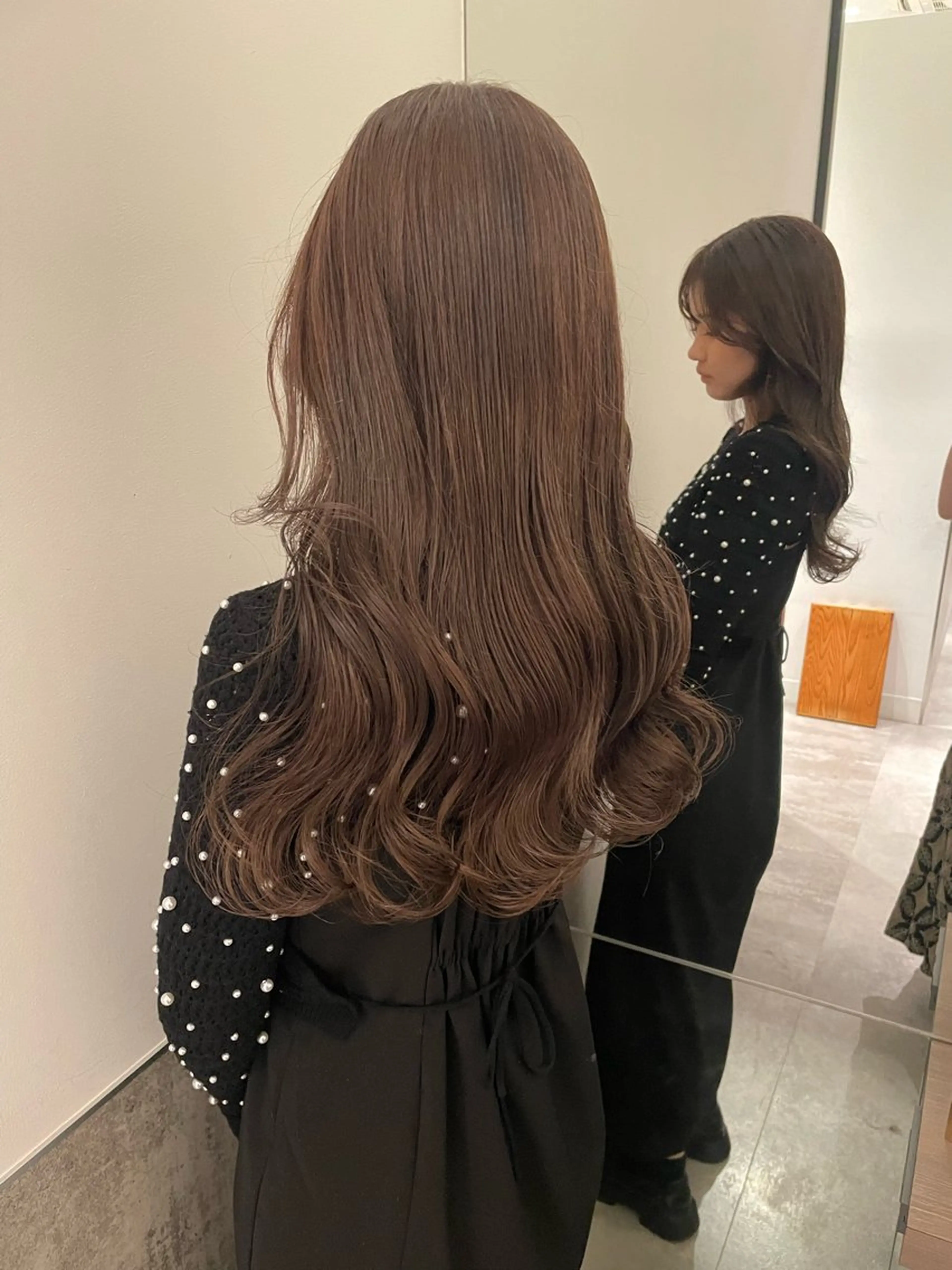 ロング カラー ヘアアレンジ ベージュカラー ブリーチ ブラウンカラー 透明感カラー ダブルカラー 憧れの艶ハイトーンへ 🌙サイダサキのヘアスタイル