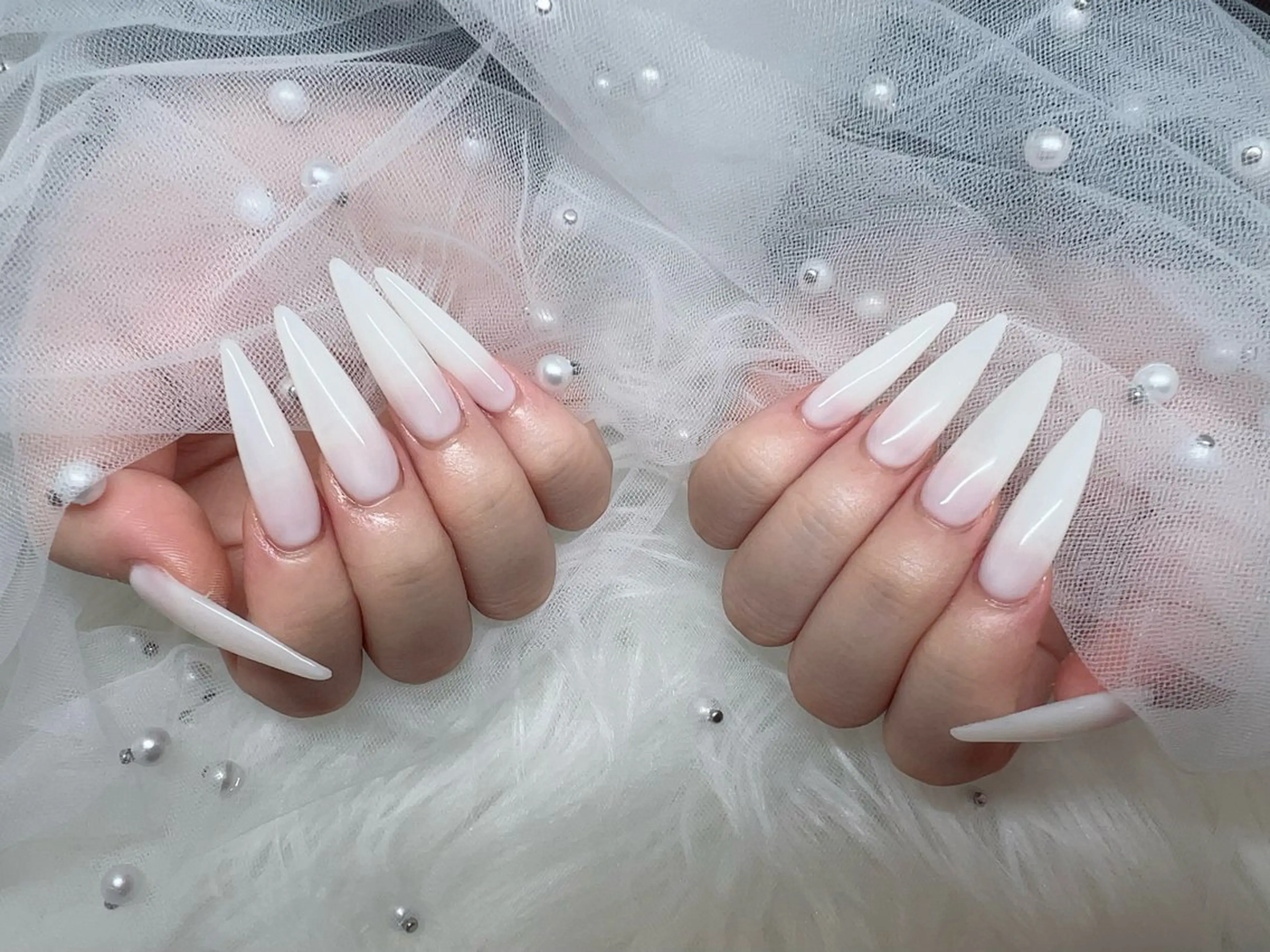 🌸オフなし🌸チップ長さだし＋40色のジェルカラーの中から選べるワンカラー💅の写真