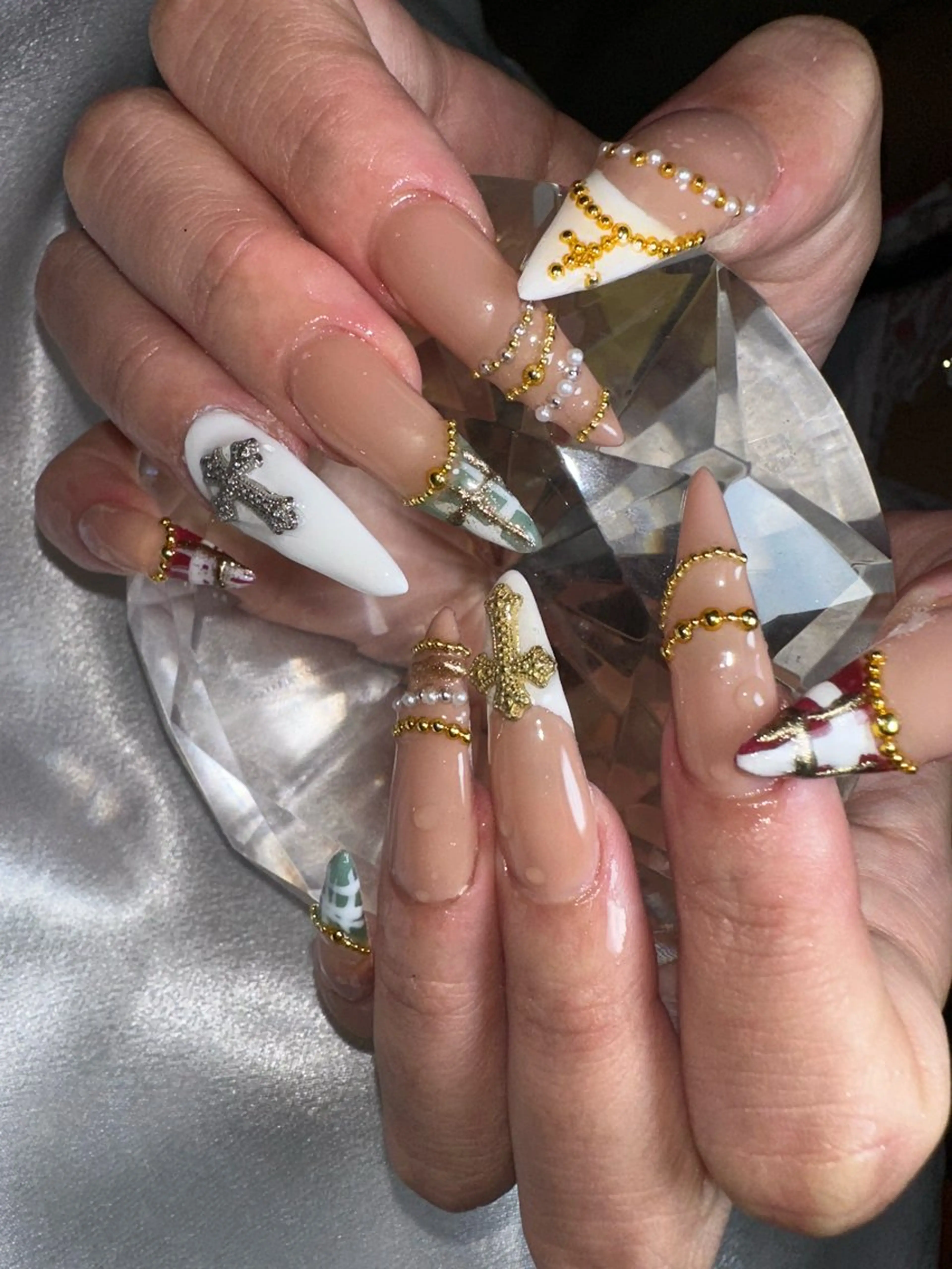 ロング ロング ハンドネイル YOKOSUKA NAILS💅✨のネイルデザイン