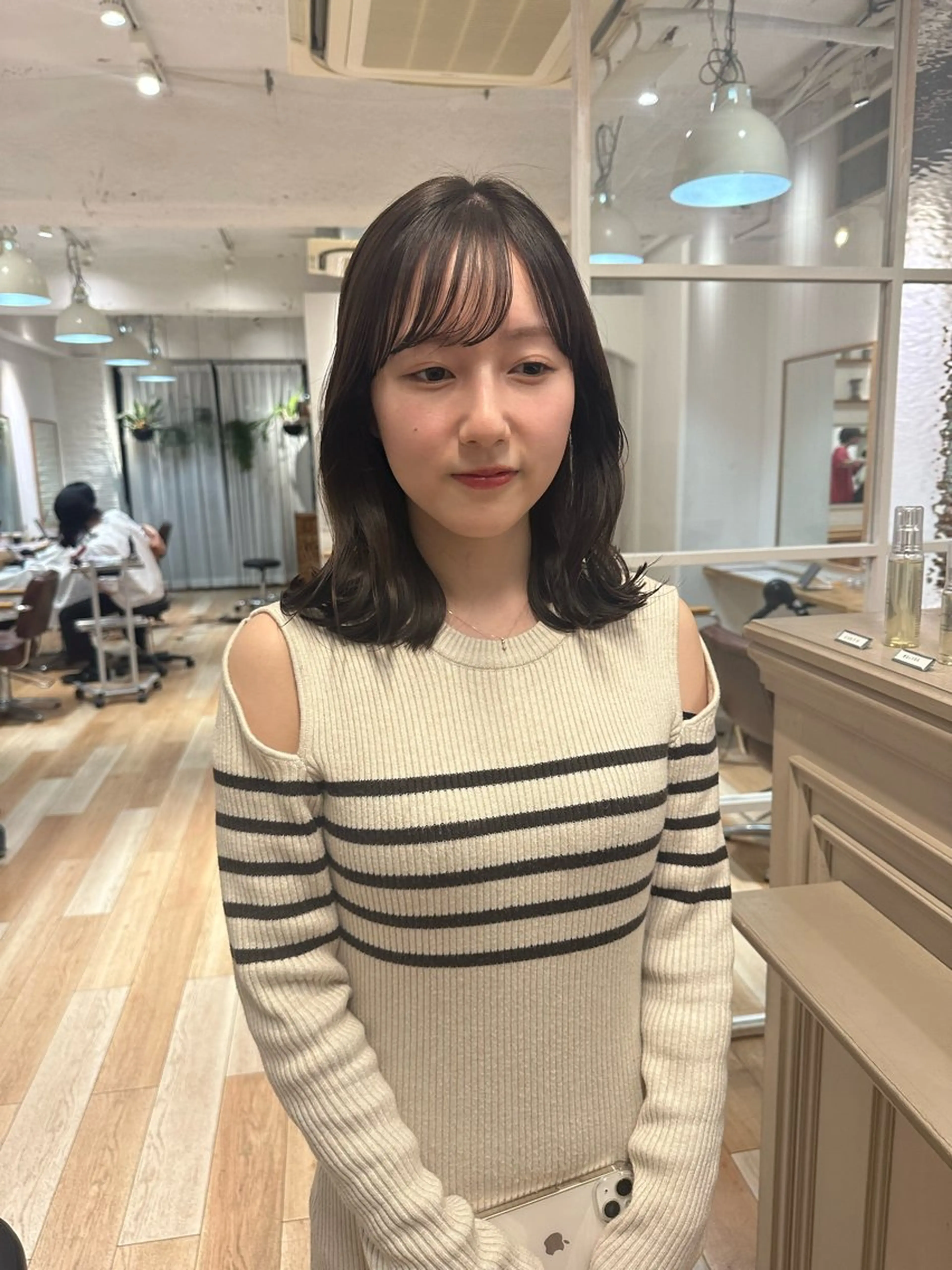 ミディアム カラー トリートメント カット トリートメント REINA☁️透明感 カラー/ぷつっと♡のヘアスタイル