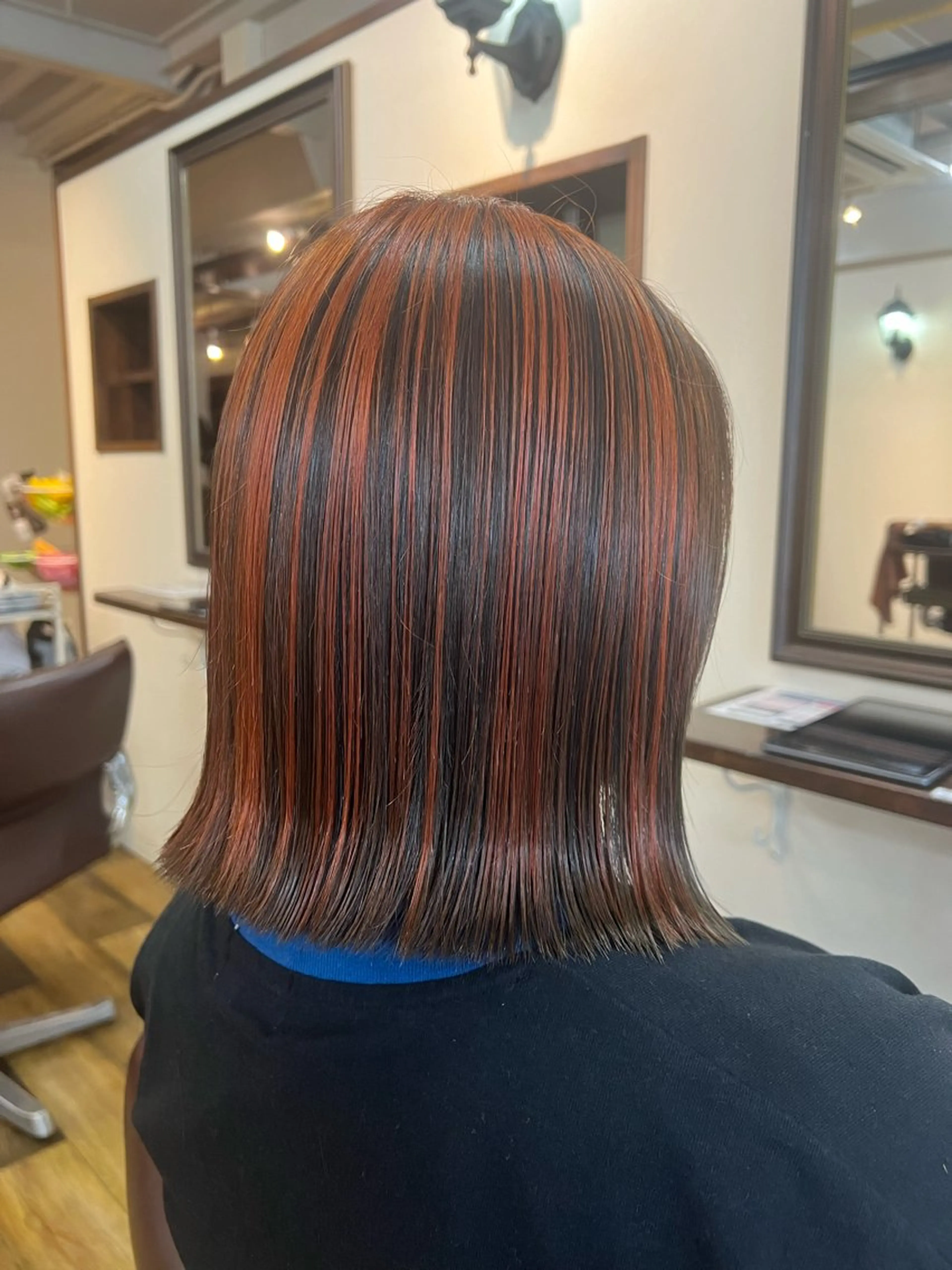 ミディアム カラー 大西 碧海のヘアスタイル