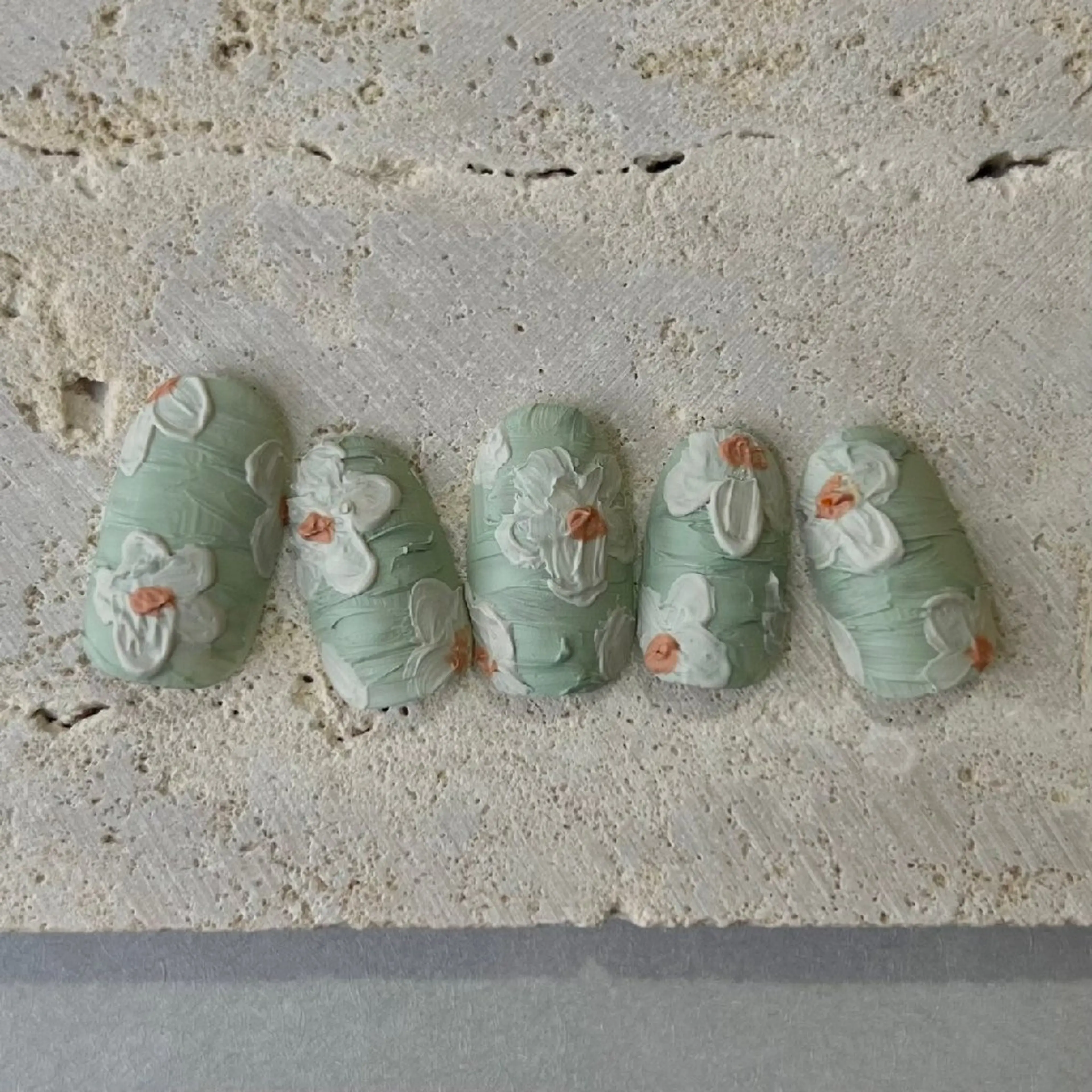 ネイル ハンドネイル Cleo中目黒店 hitomiのネイルデザイン