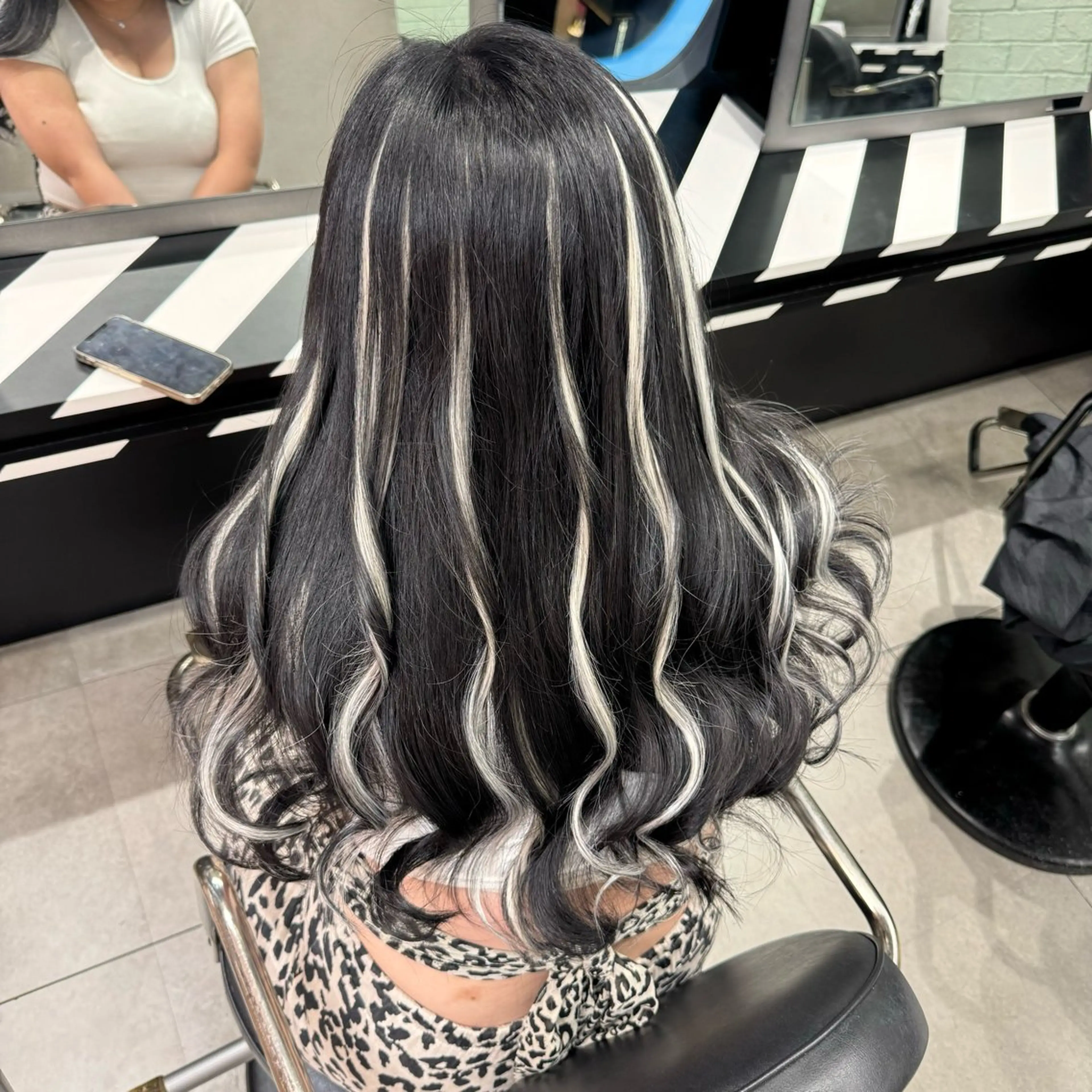 ロング エクステ ハイライト エクステ 大阪 梅田/ ハイトーン/エクステのヘアスタイル