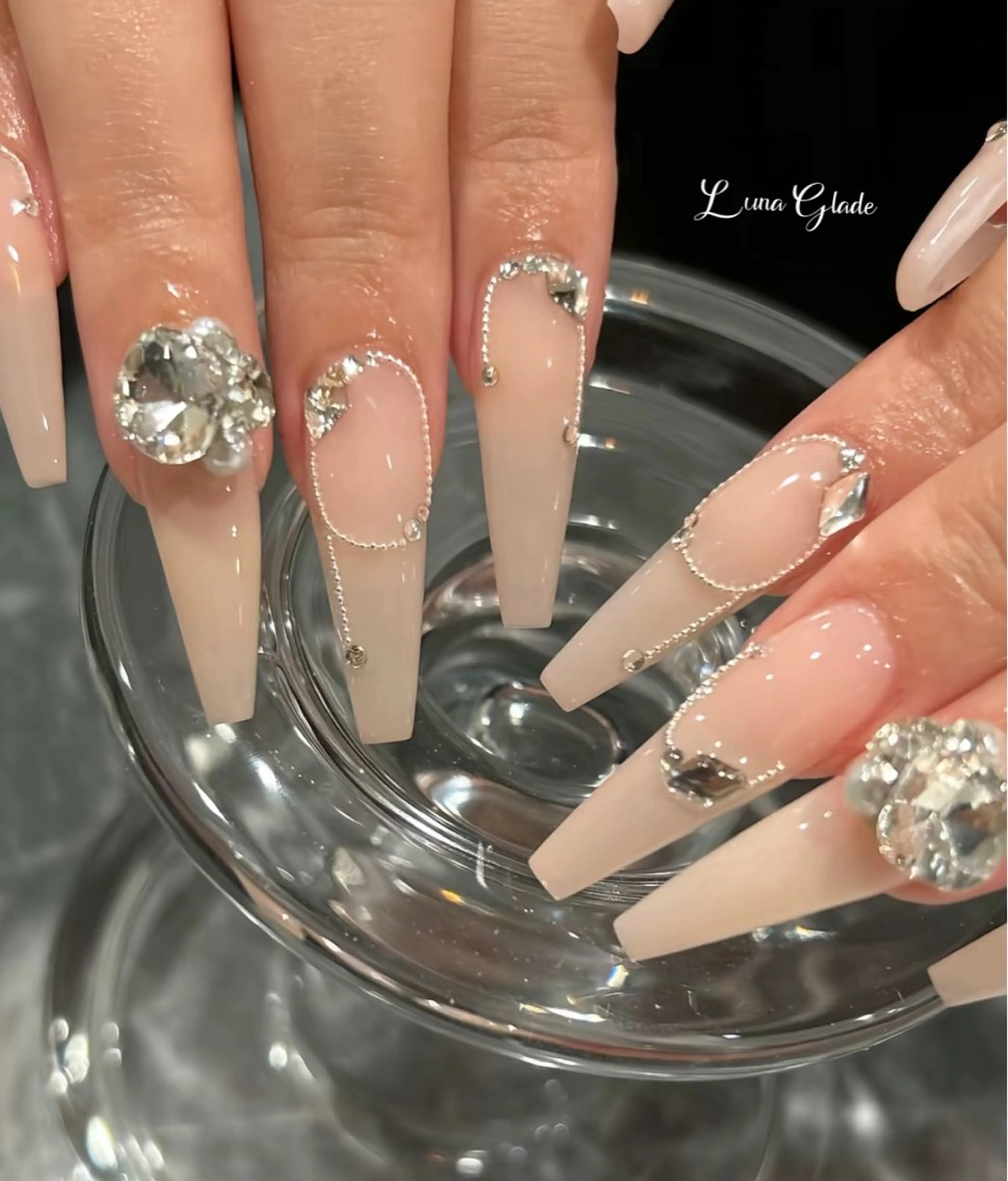 ネイル ハンドネイル Luna Gladeのネイルデザイン