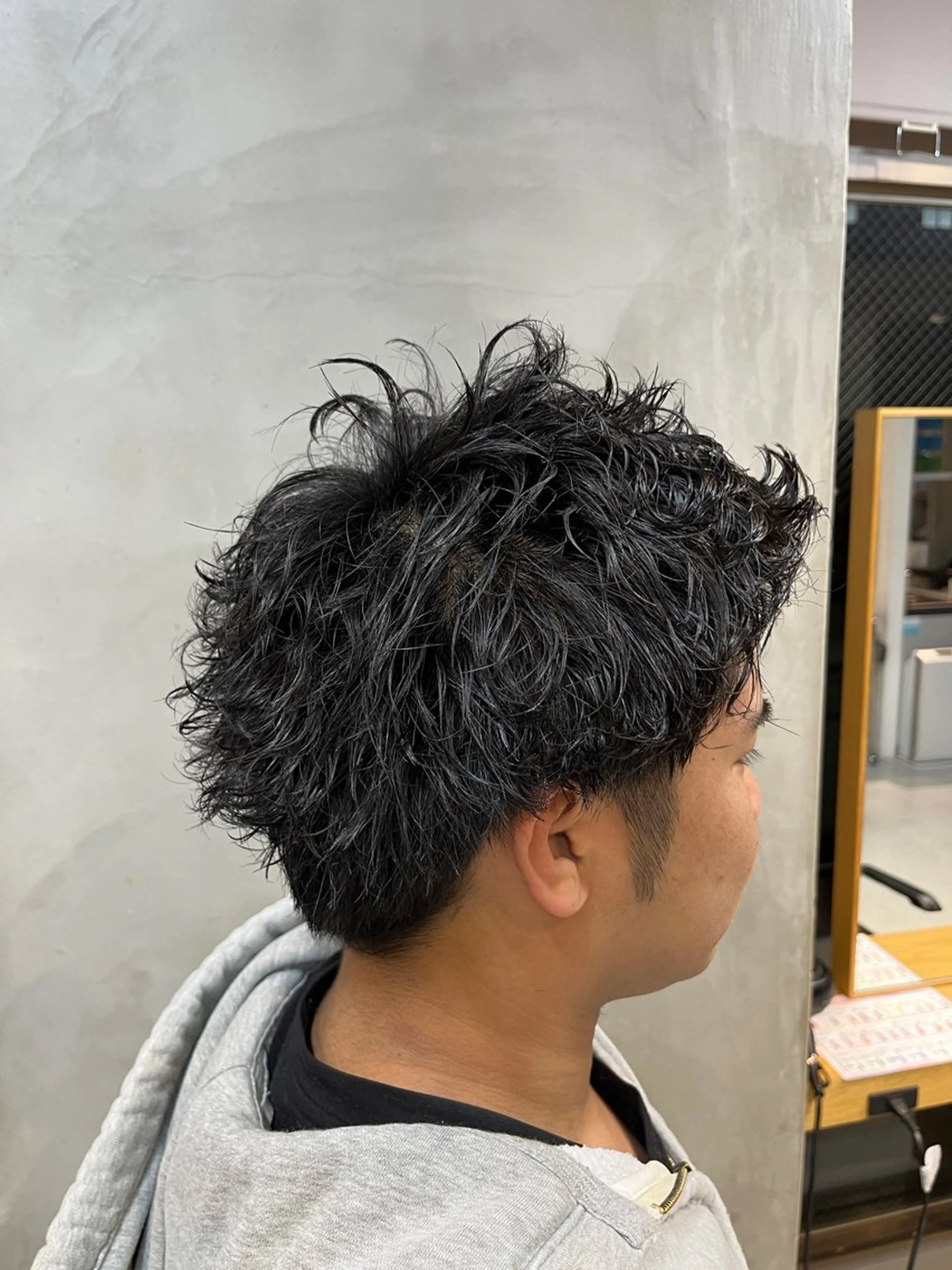 【流行りの!!】カット➕波巻きパーマ #メンズパーマ #波巻きスパイラルパーマの写真