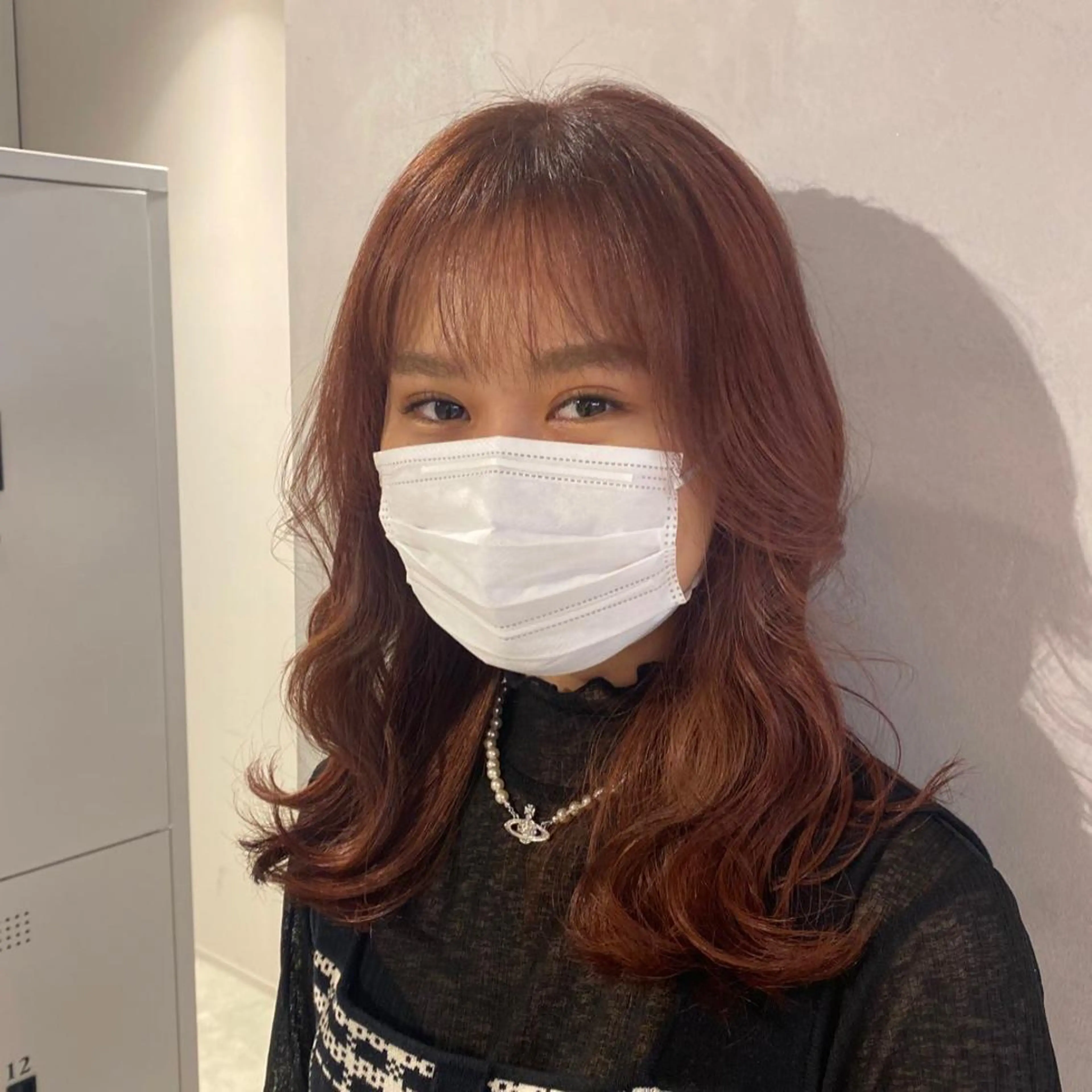 ミディアム カラー ヘアカラー 🩵ブリーチカラー 🐈MIORI🩵のヘアスタイル